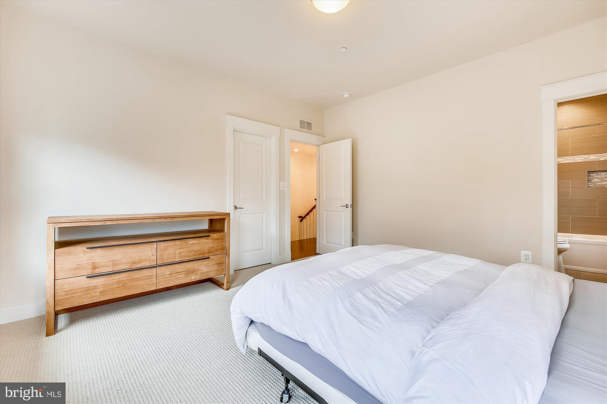 LYBROOK - Residential