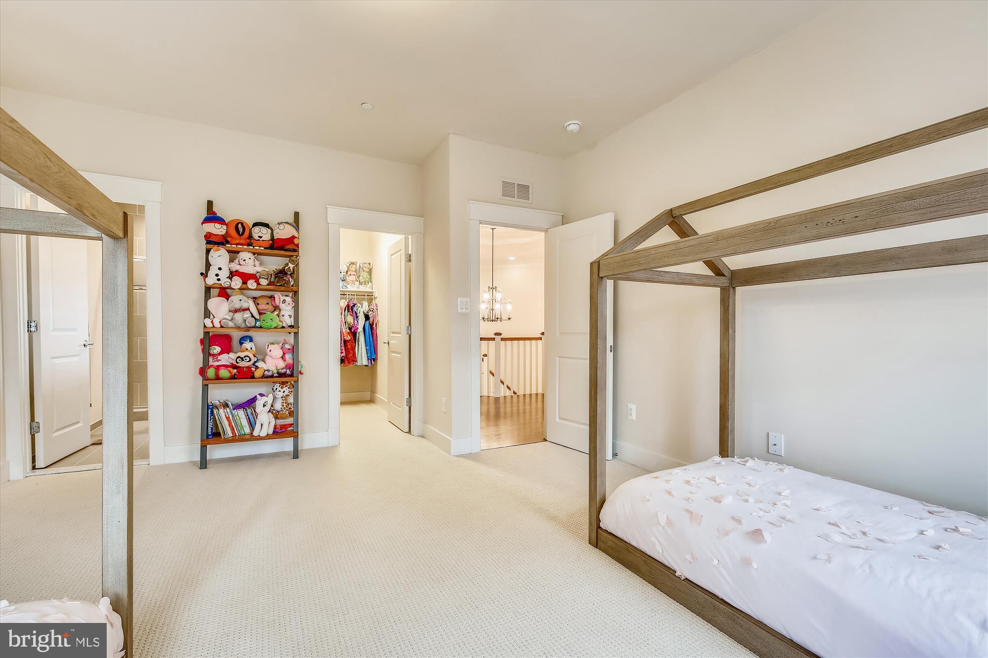 LYBROOK - Residential