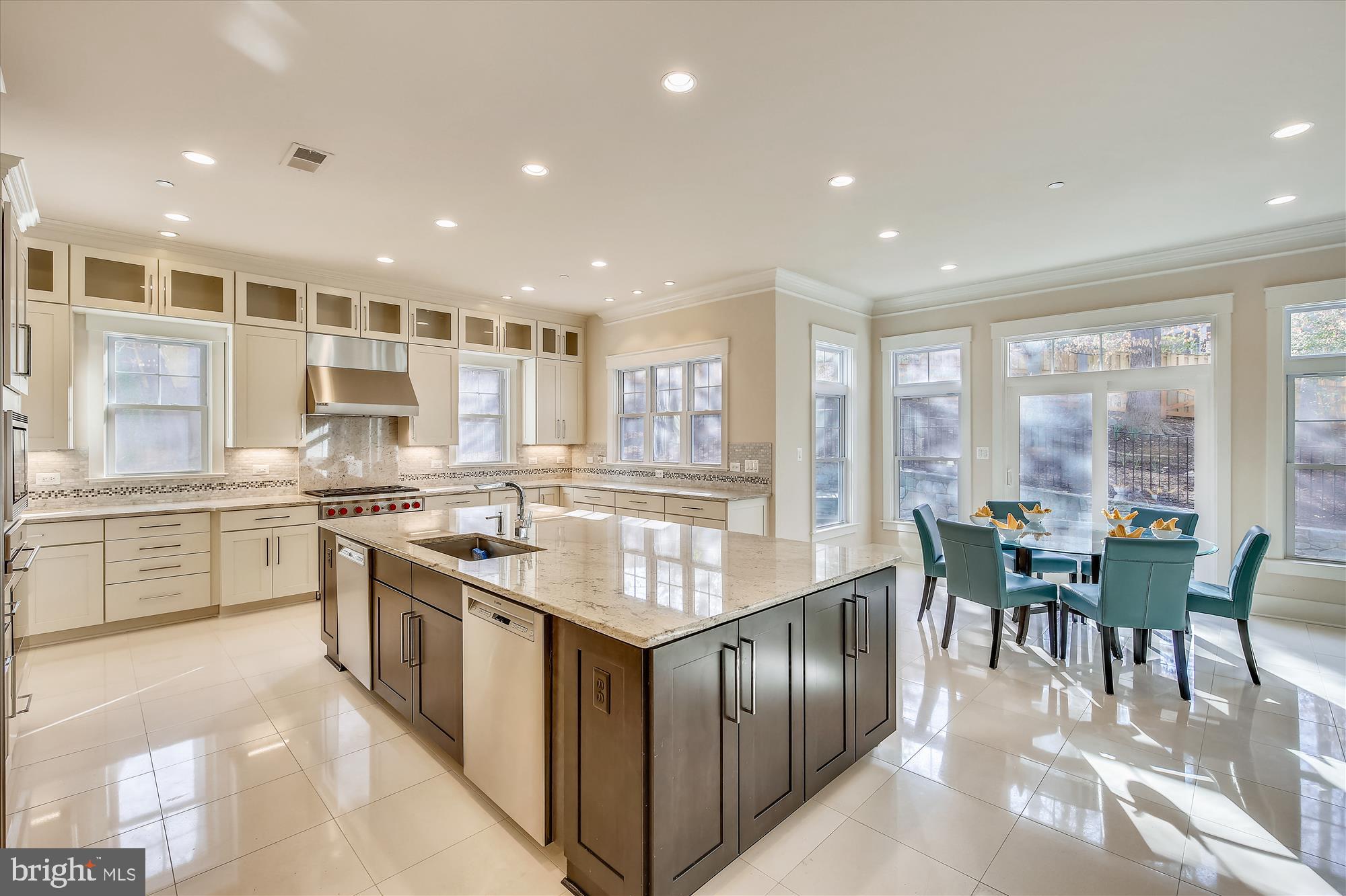 LYBROOK - Residential