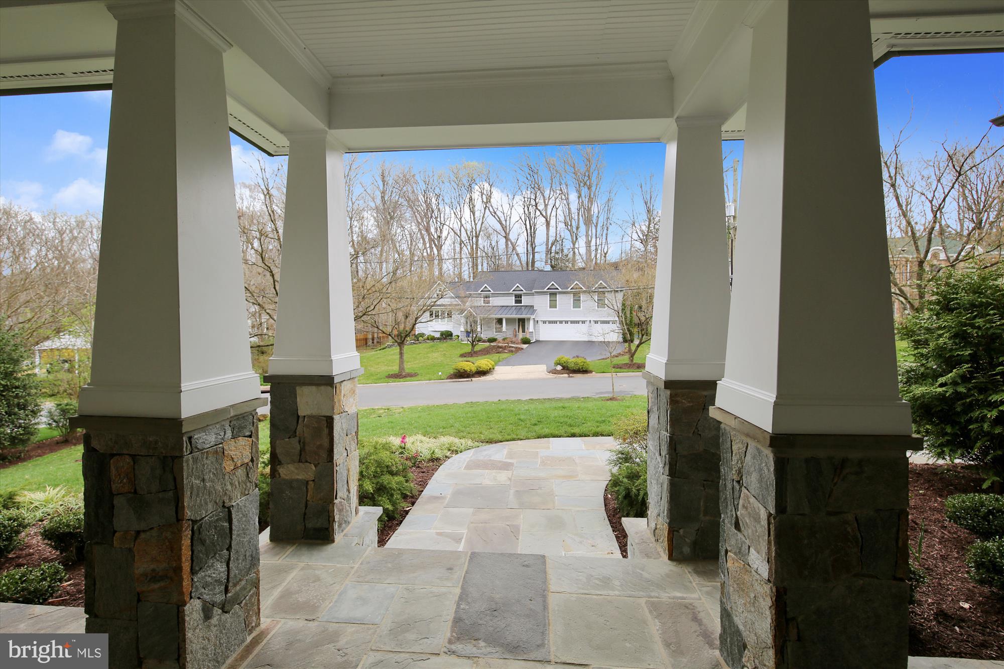 LYBROOK - Residential