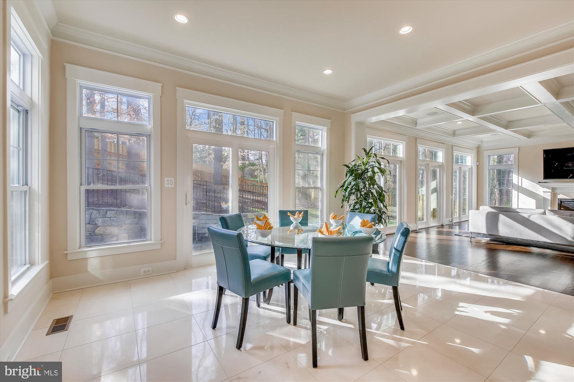 LYBROOK - Residential