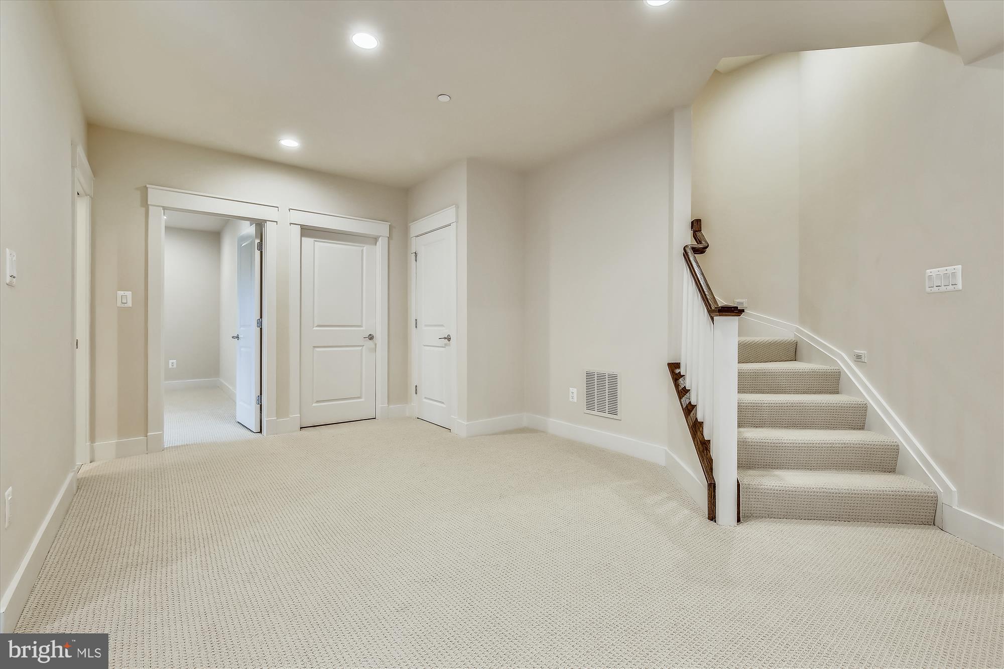 LYBROOK - Residential