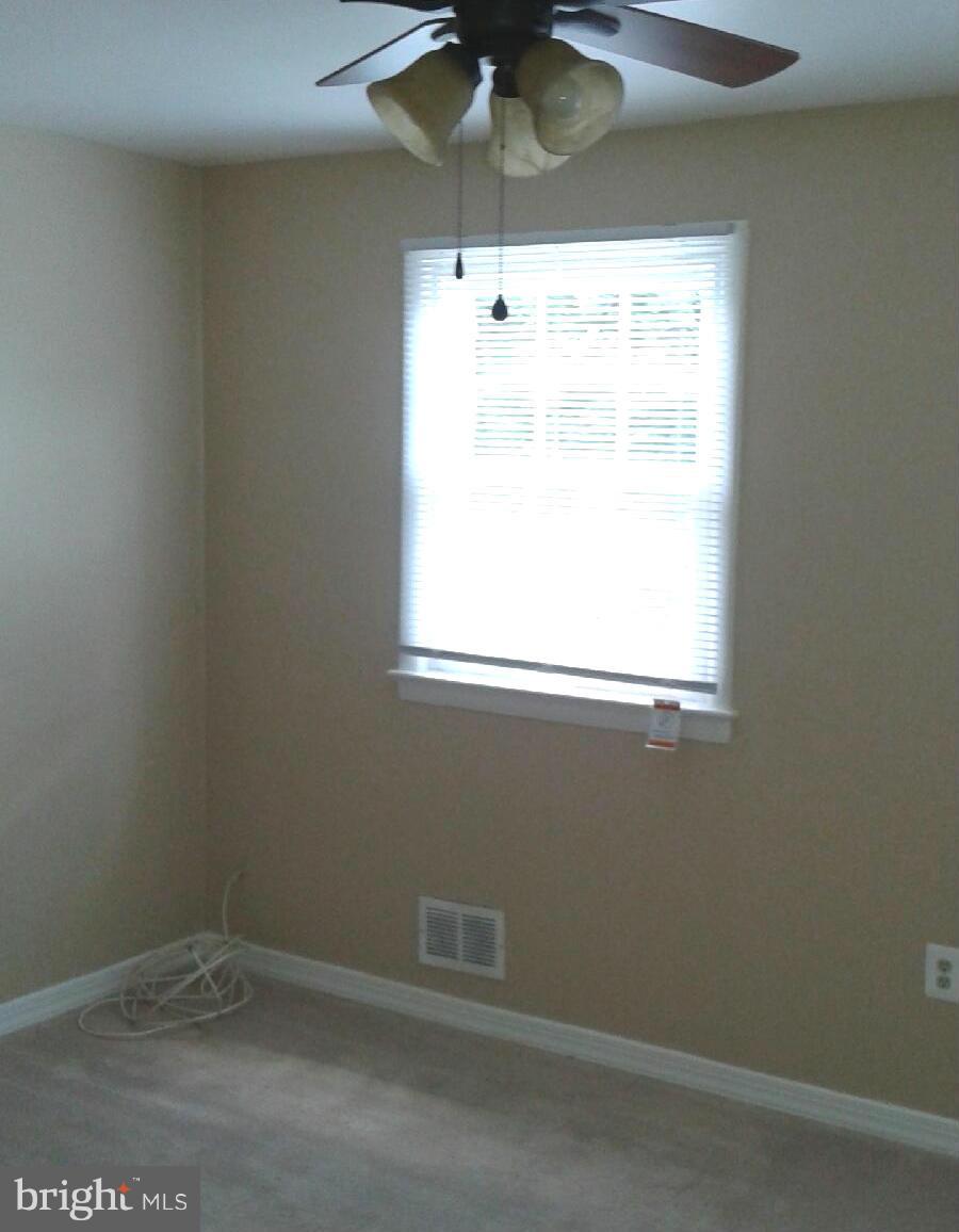 BEECHWOOD SQUARE - Residential Lease