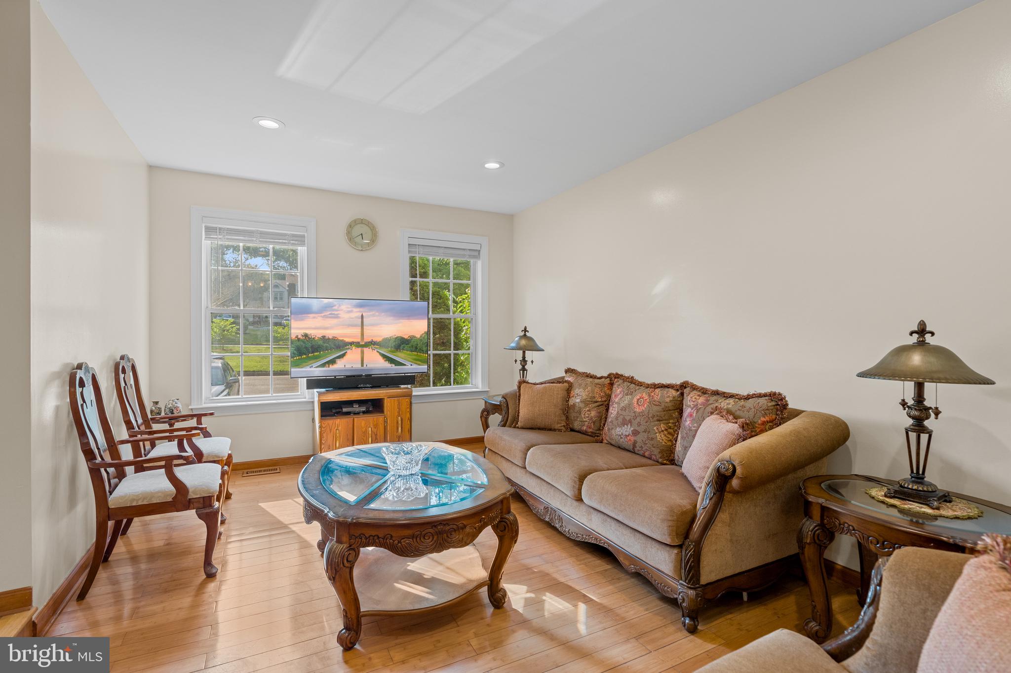 DUNN LORING VILLAGE - Residential