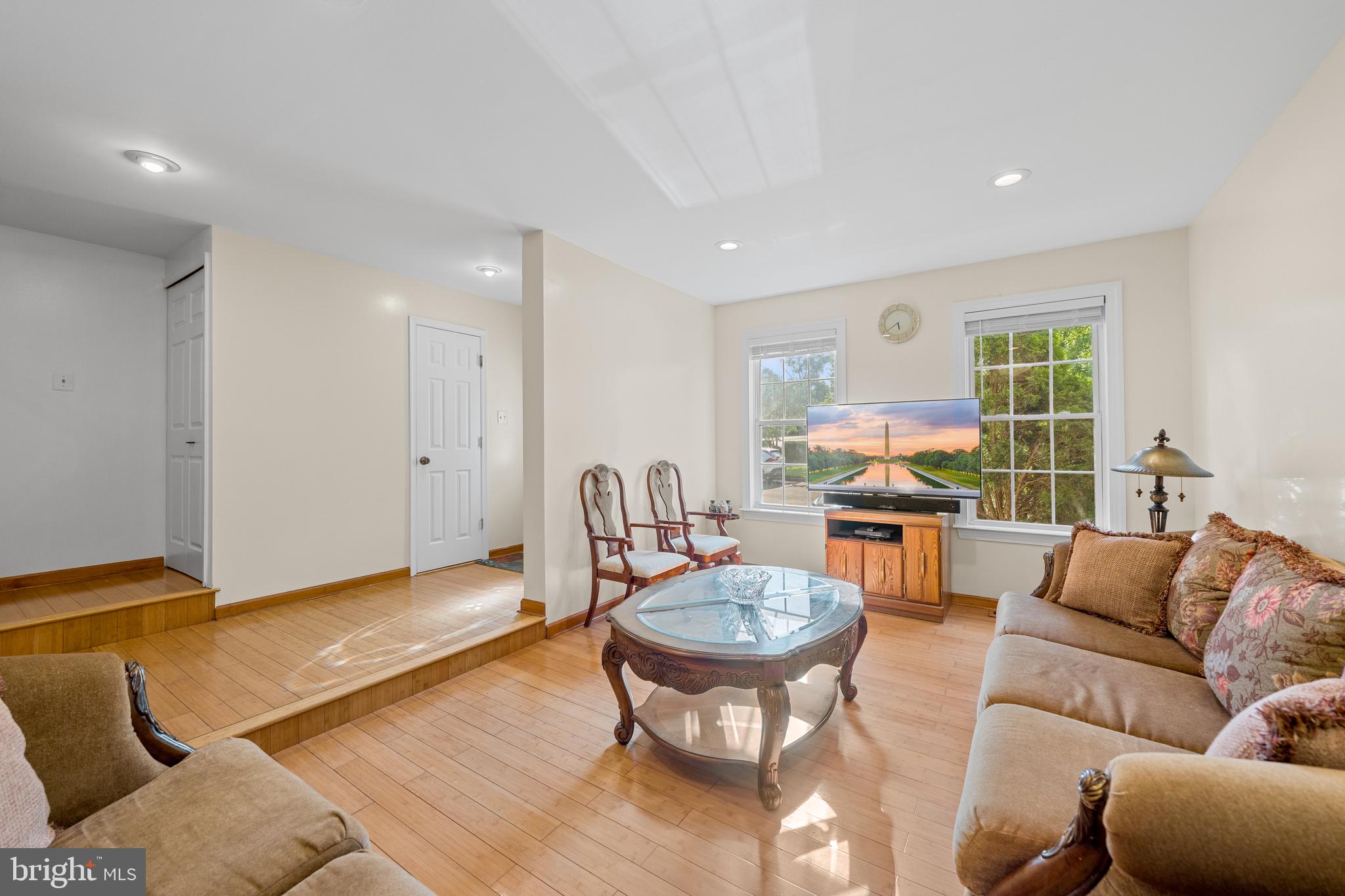 DUNN LORING VILLAGE - Residential