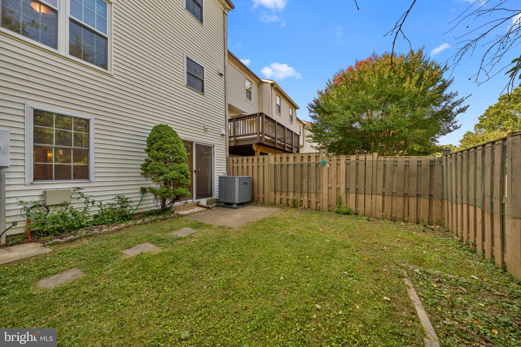 DUNN LORING VILLAGE - Residential