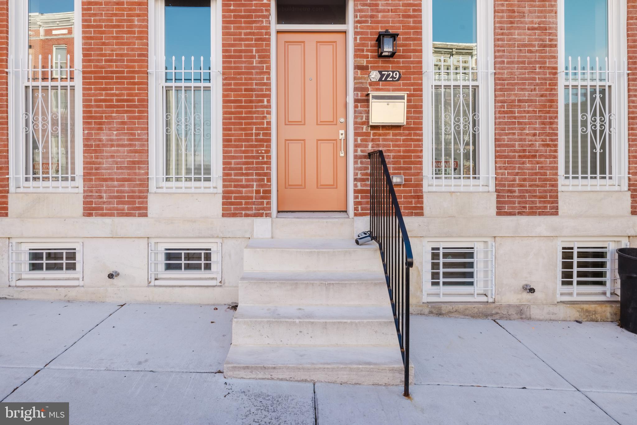 JOHNSTON SQUARE - Residential