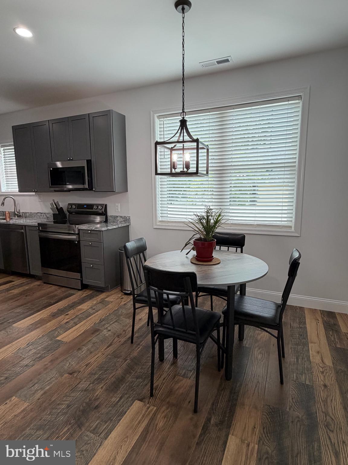TOWN OF GREENSBORO - Residential