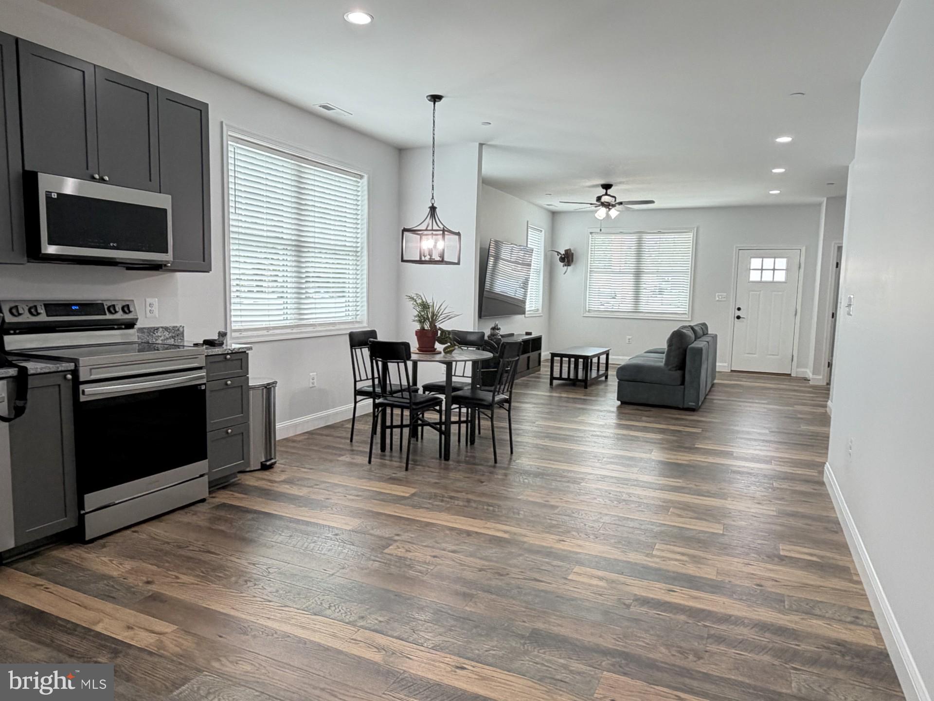 TOWN OF GREENSBORO - Residential