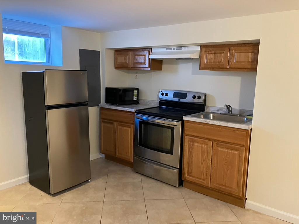 PENROSE - Residential Lease