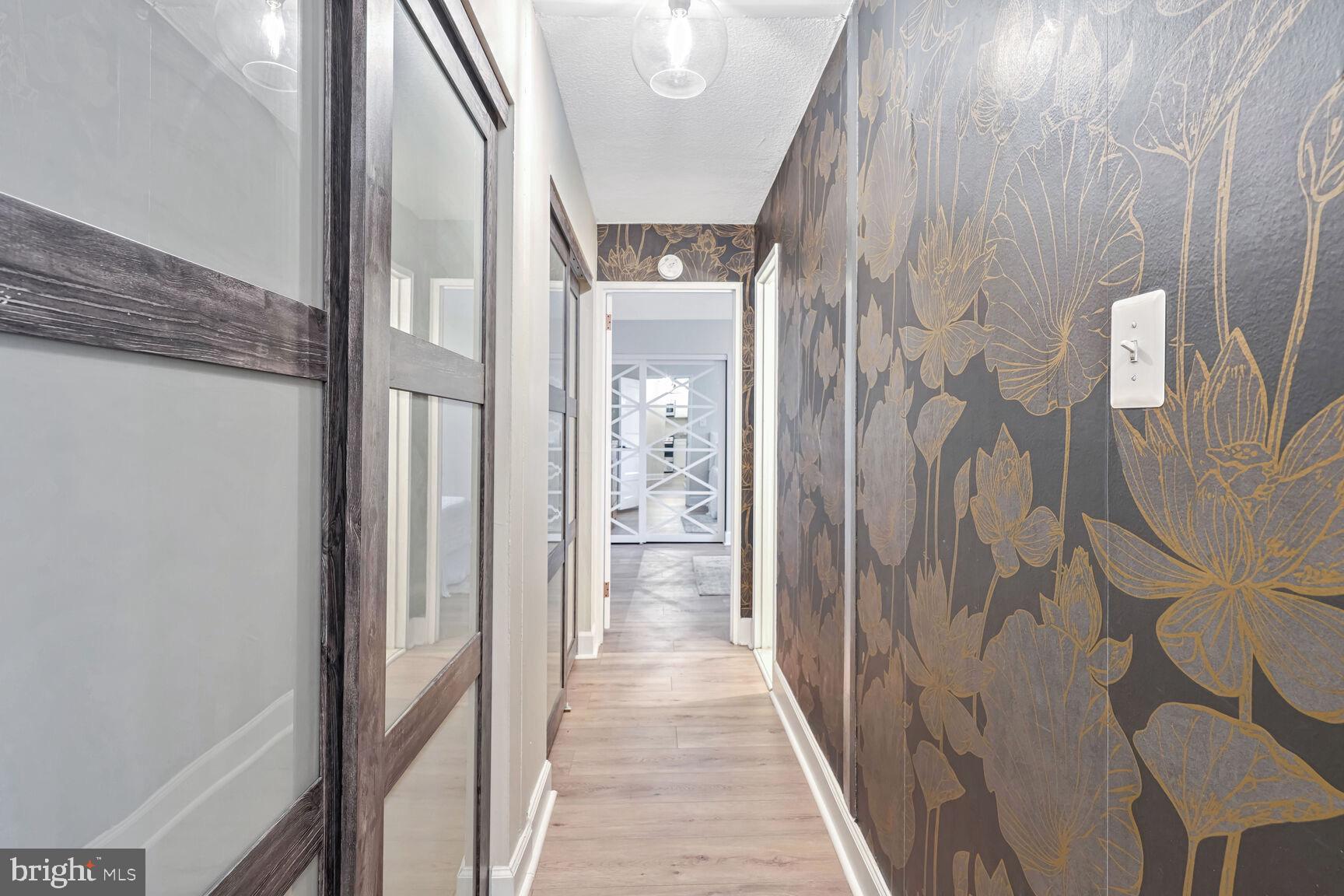 THE CARLTON - Residential