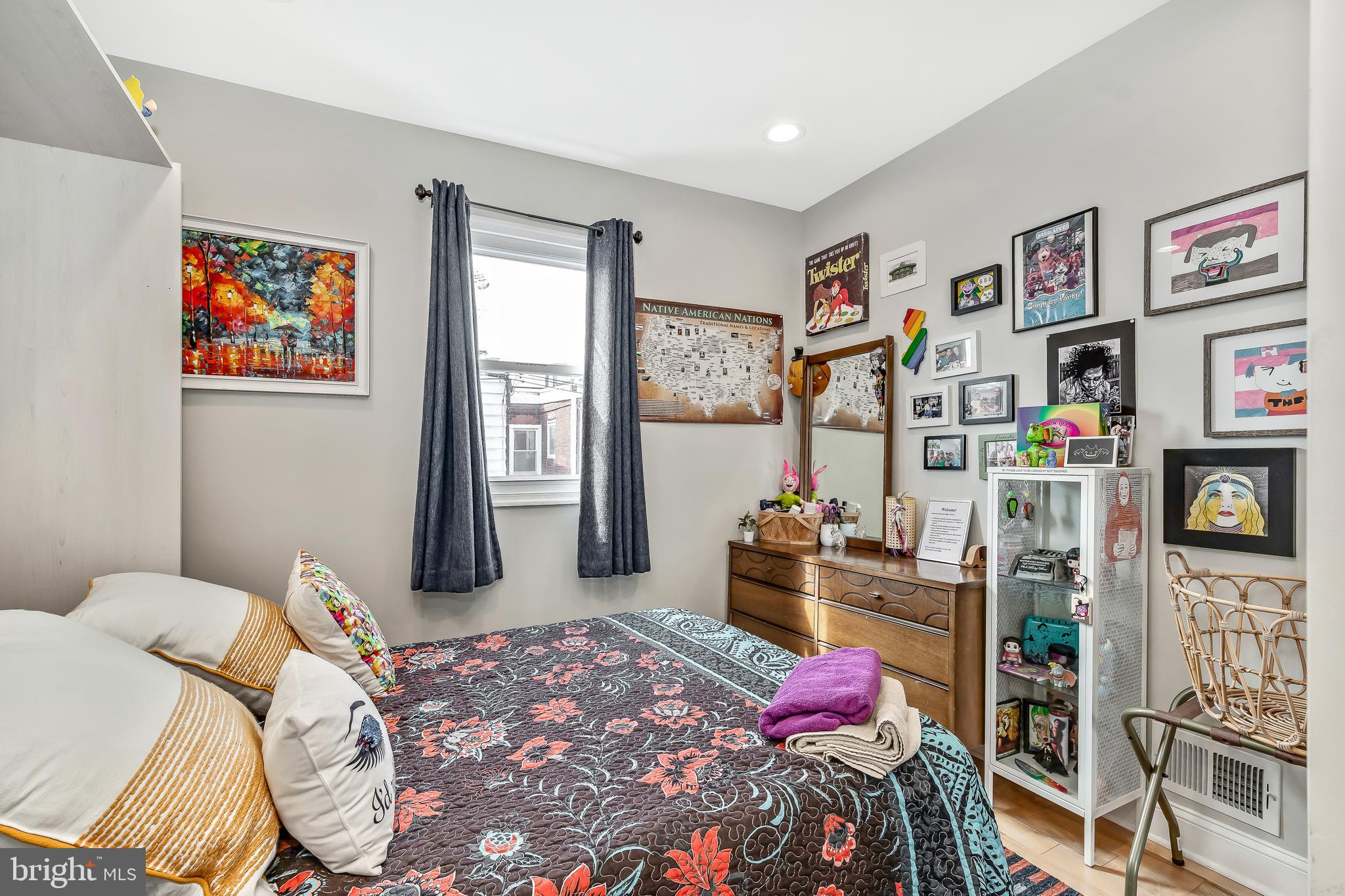 GIRARD ESTATES - Residential