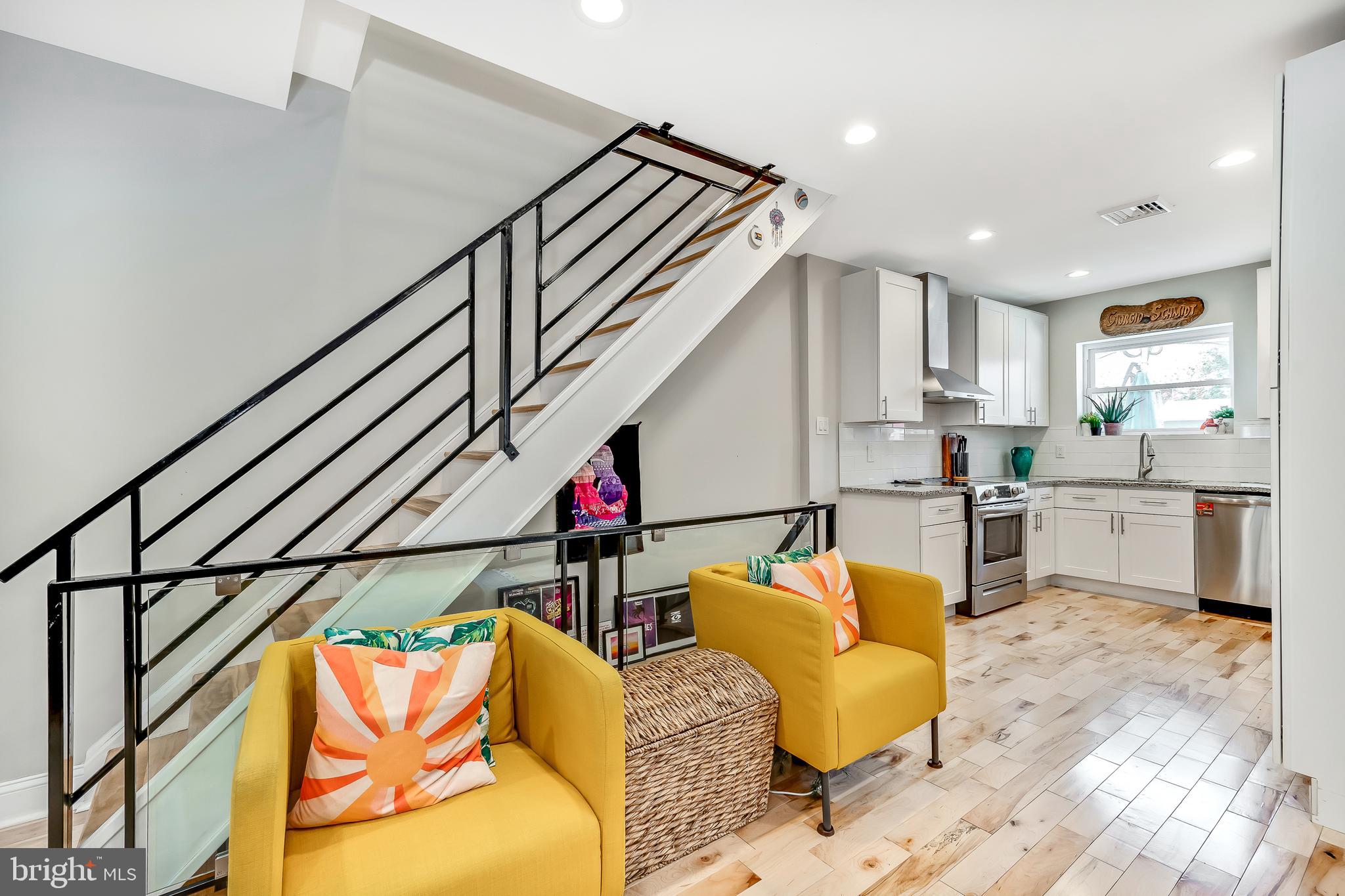 GIRARD ESTATES - Residential