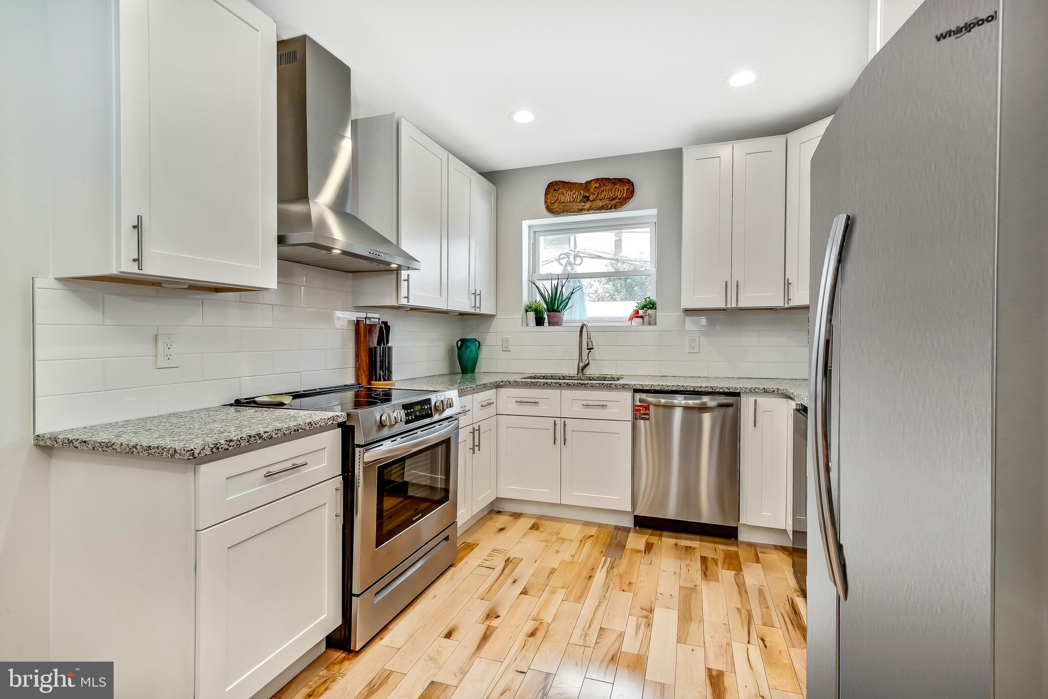 GIRARD ESTATES - Residential