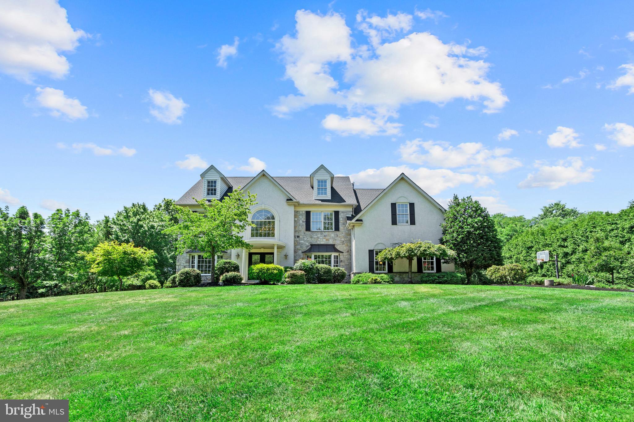 WOODED POND - Residential