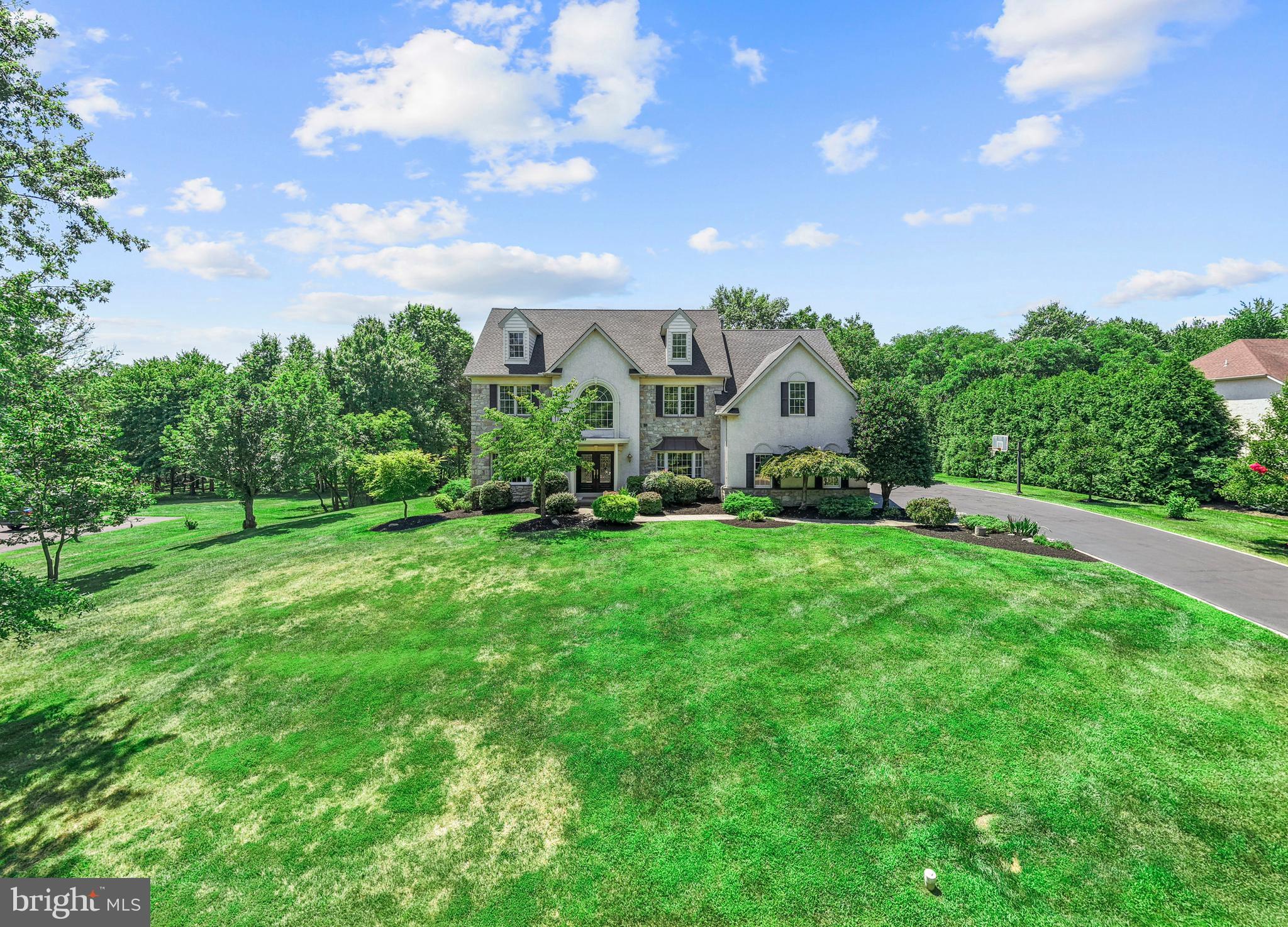 WOODED POND - Residential