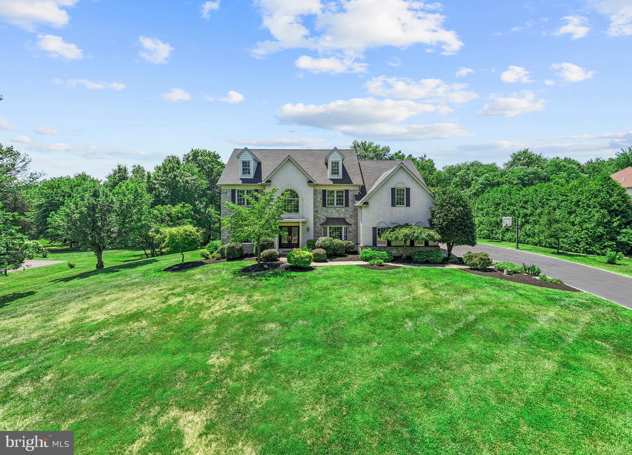 WOODED POND - Residential