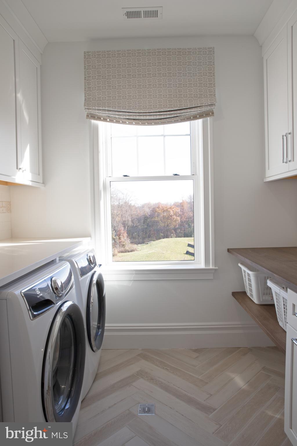 NEW BRITAIN ESTATES - Residential