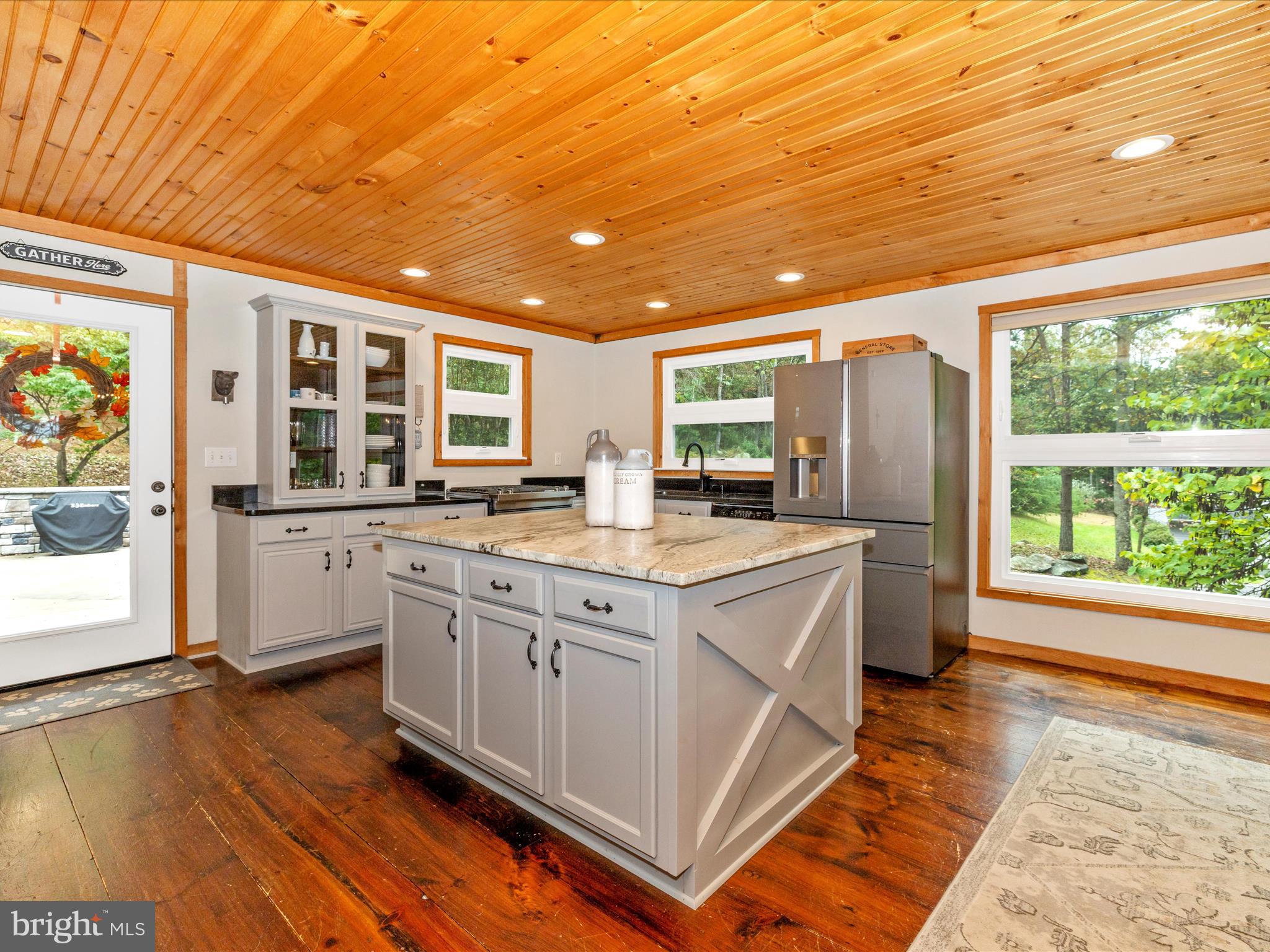 MIDDLETOWN - Residential