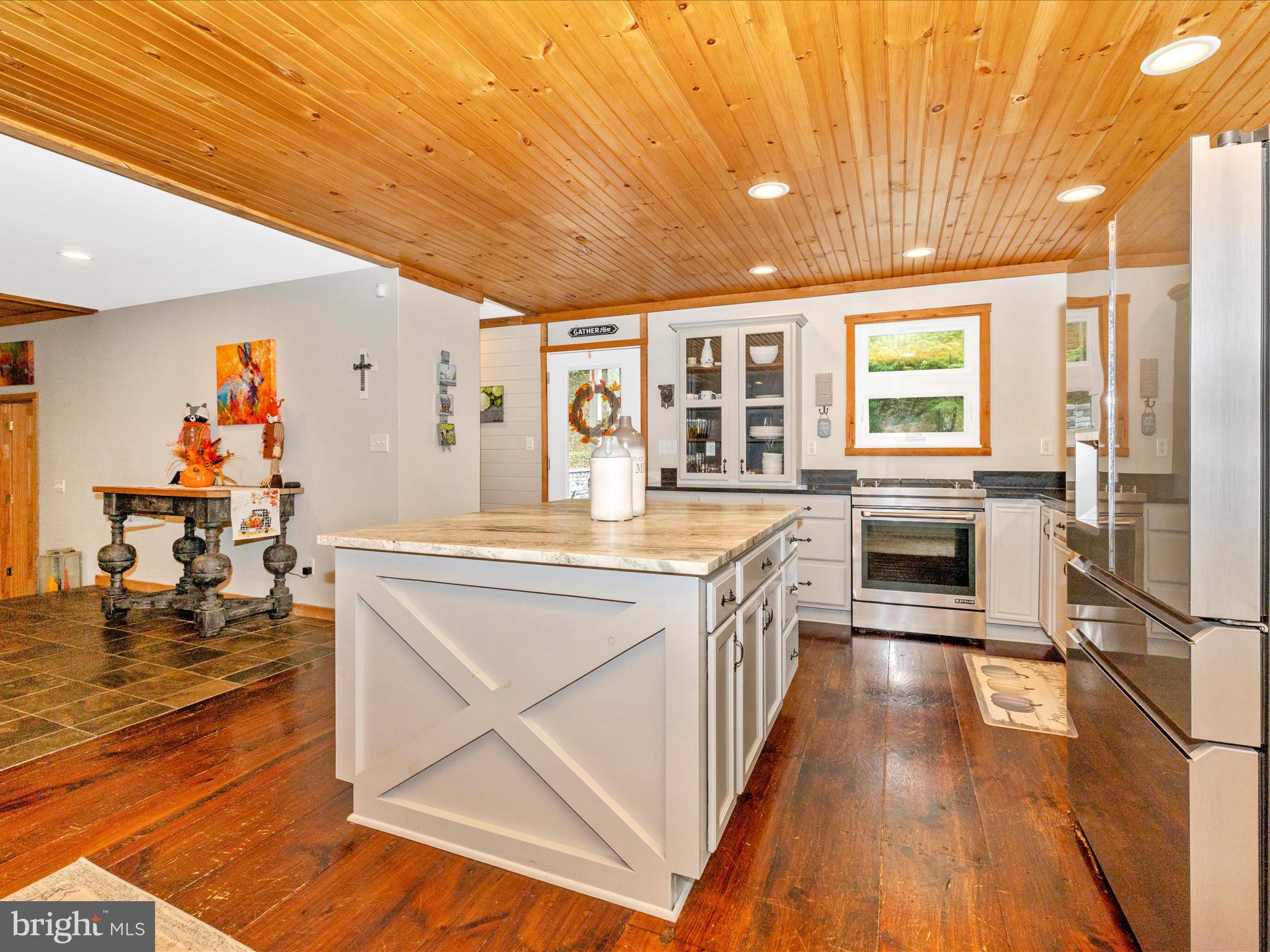 MIDDLETOWN - Residential