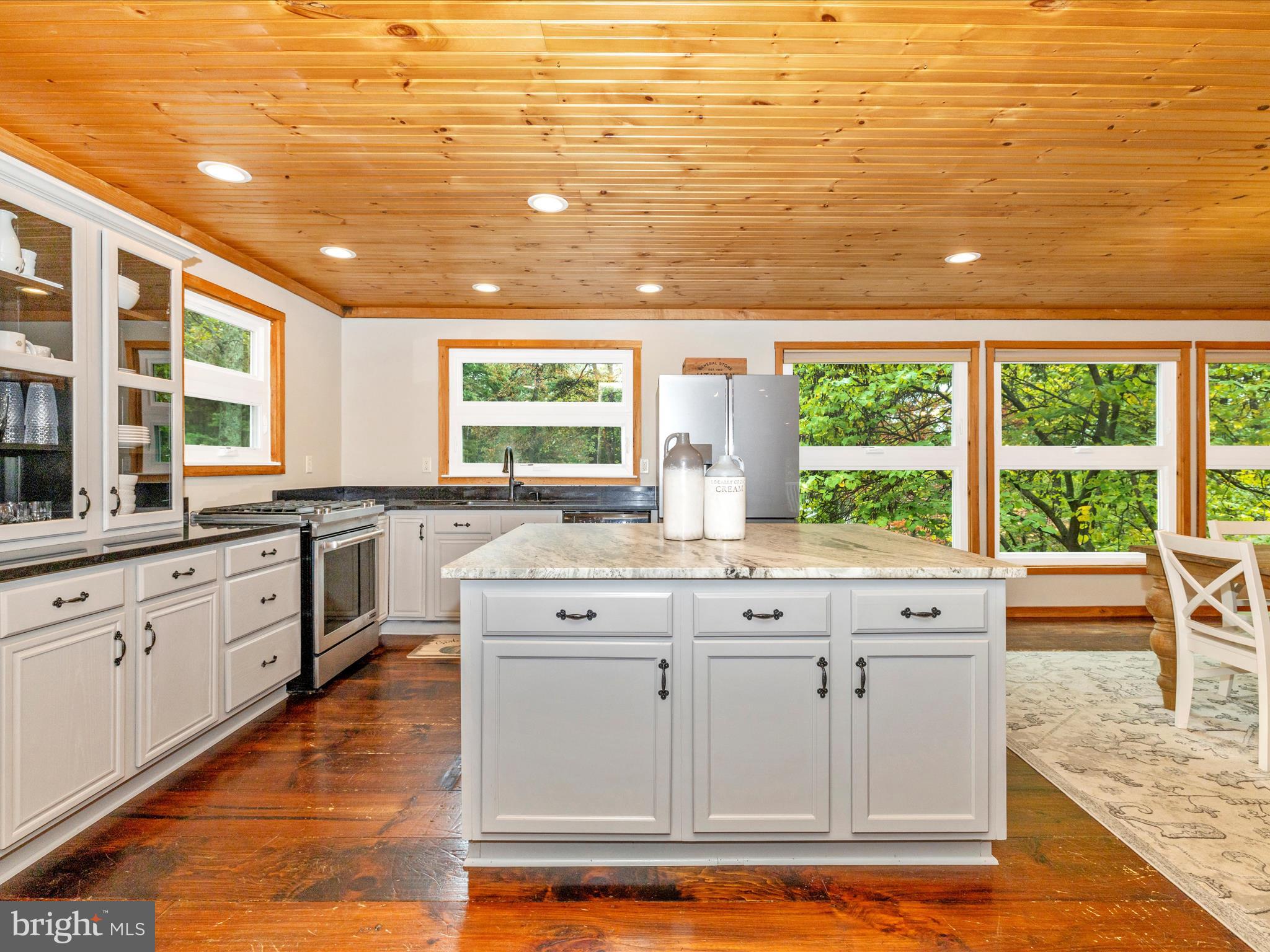 MIDDLETOWN - Residential