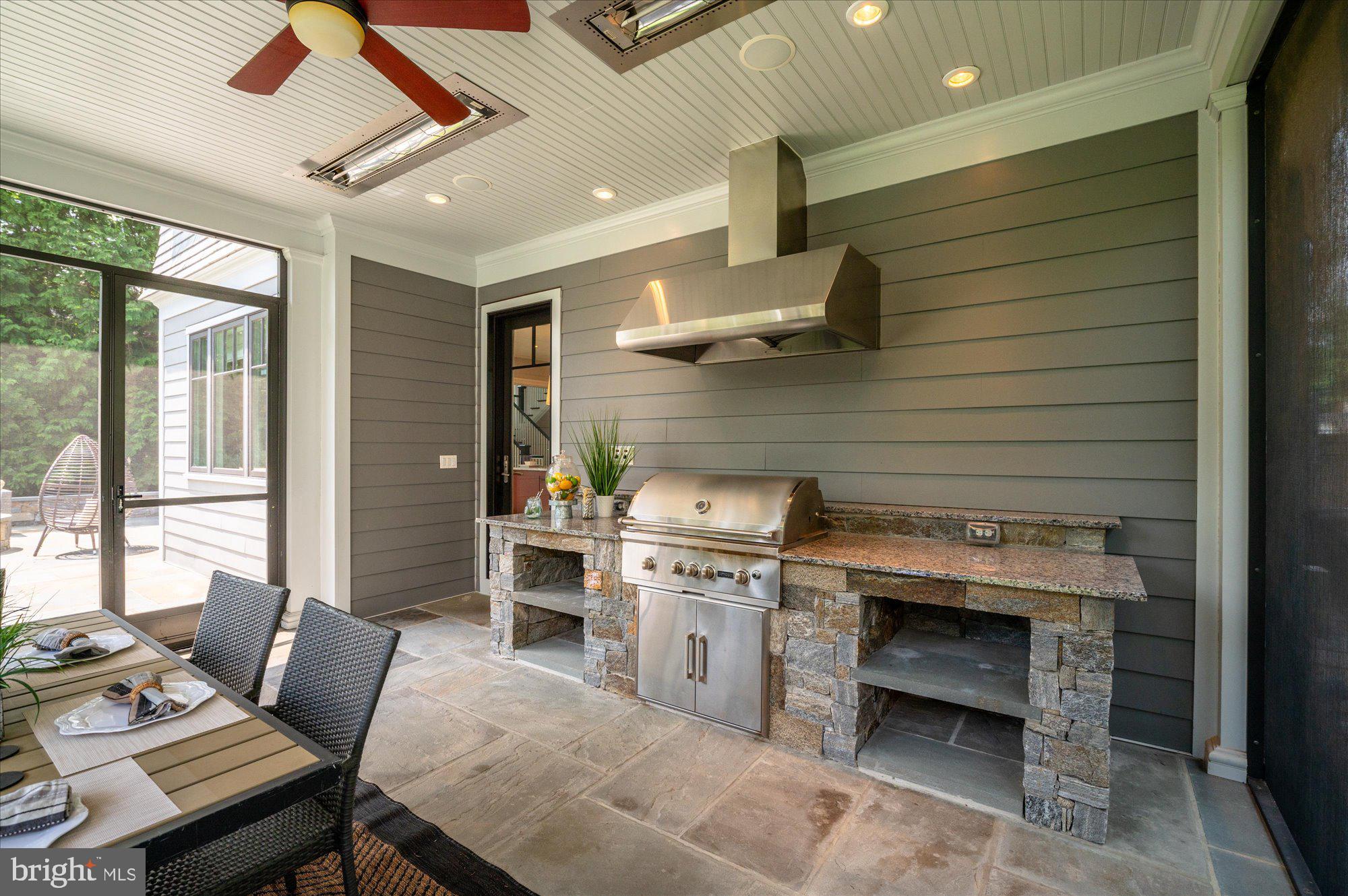 BRADLEY HILLS - Residential