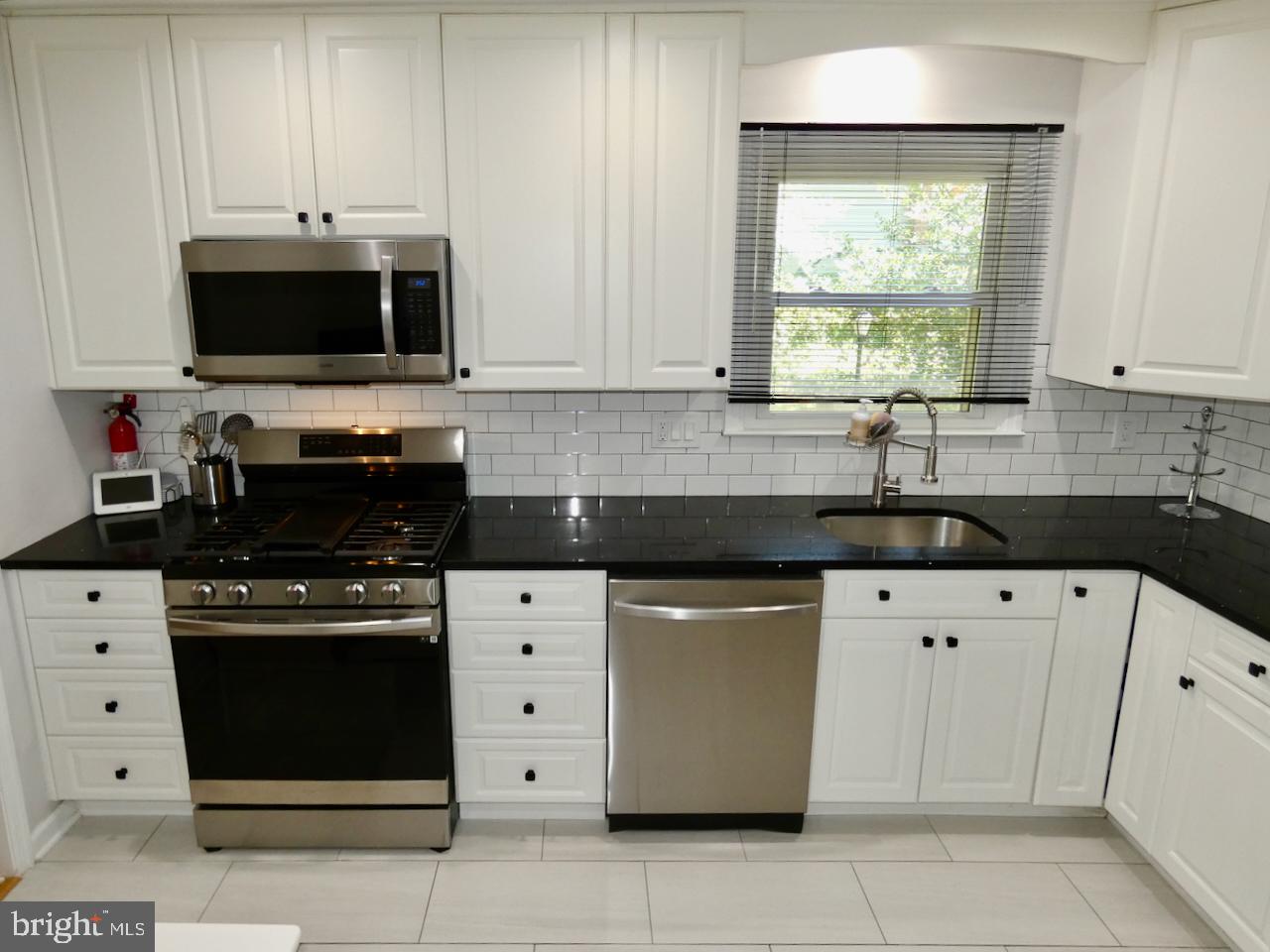 ROCKWOOD COURT - Residential