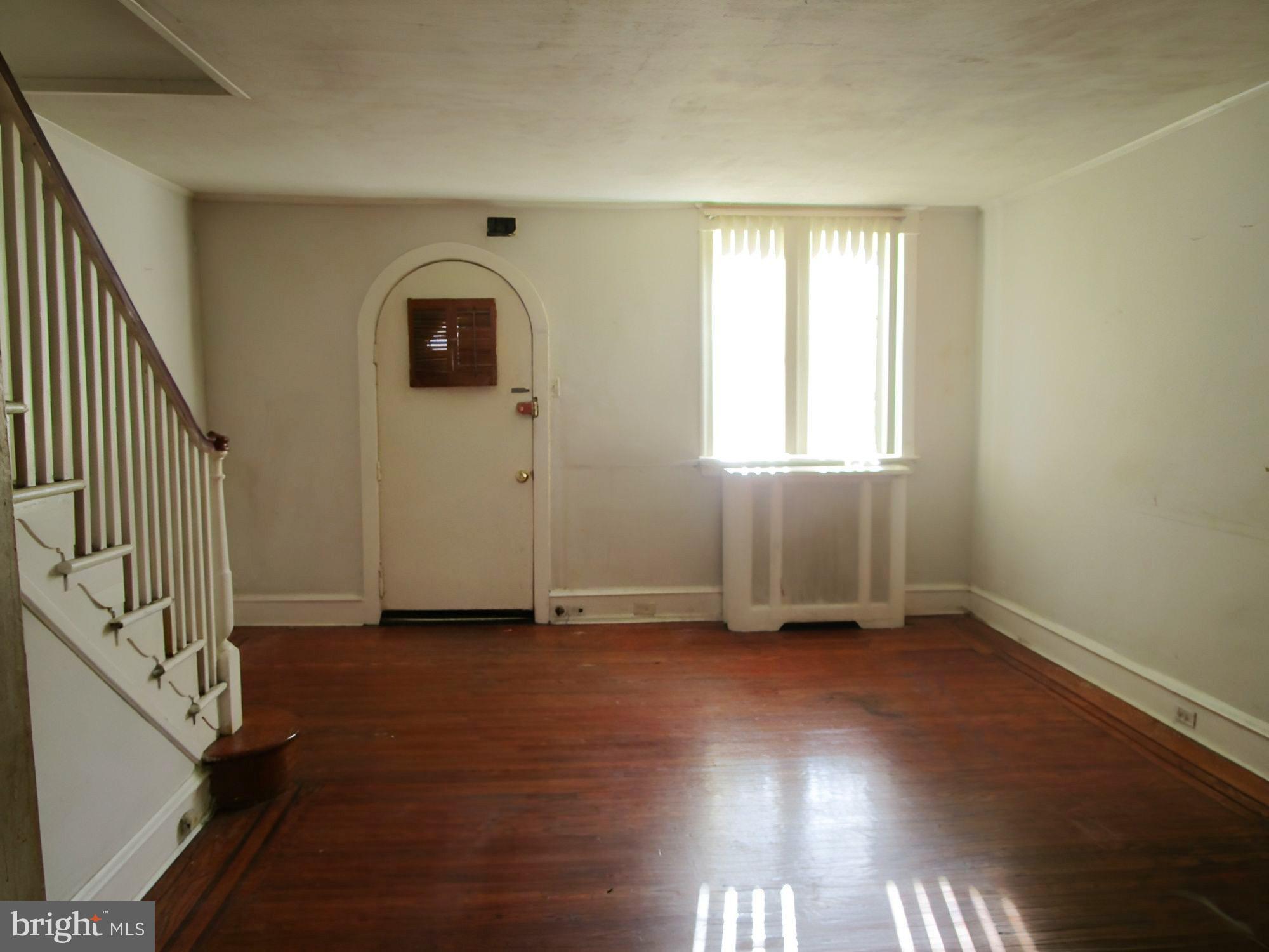 FERN ROCK - Residential