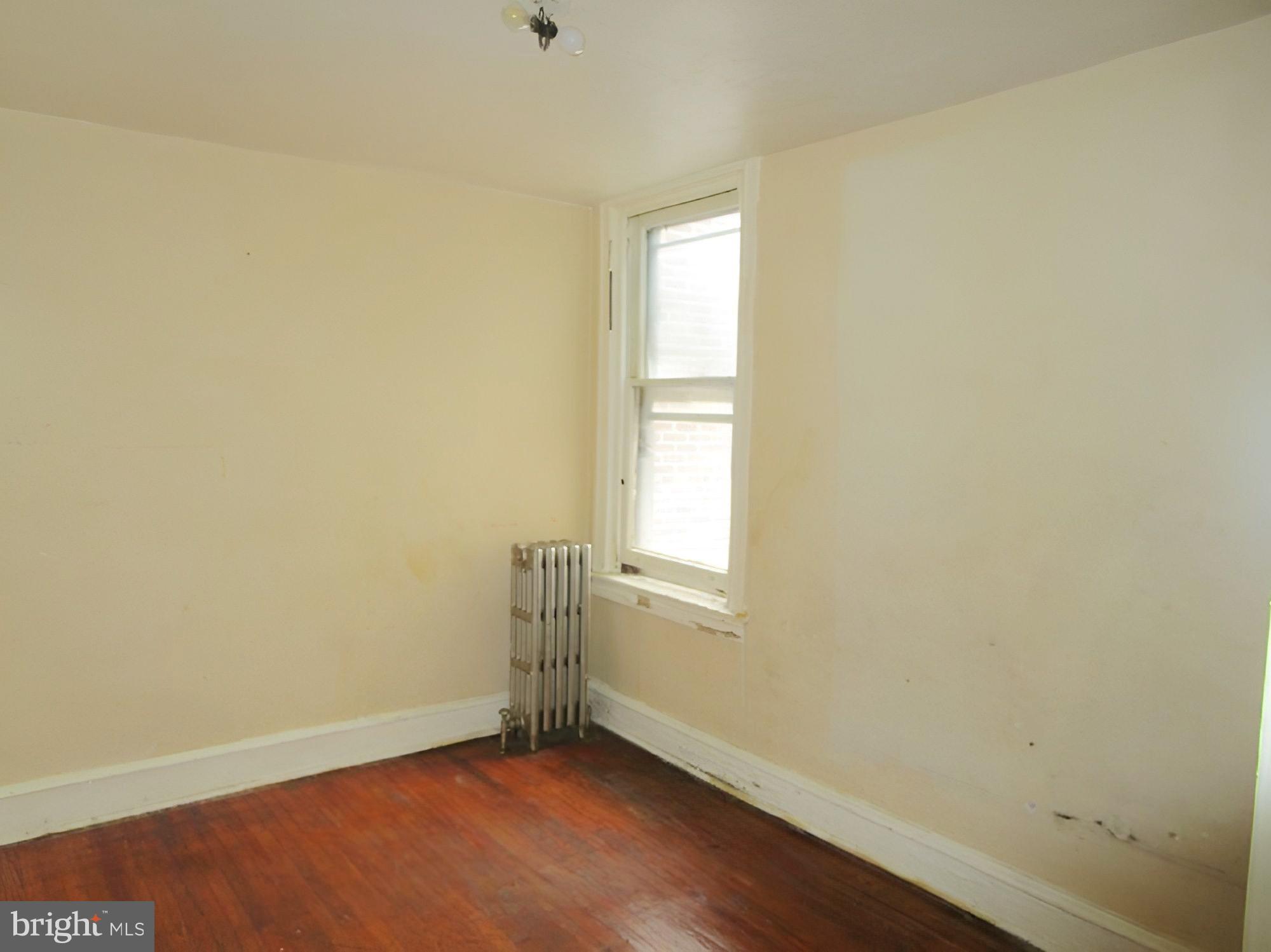 FERN ROCK - Residential