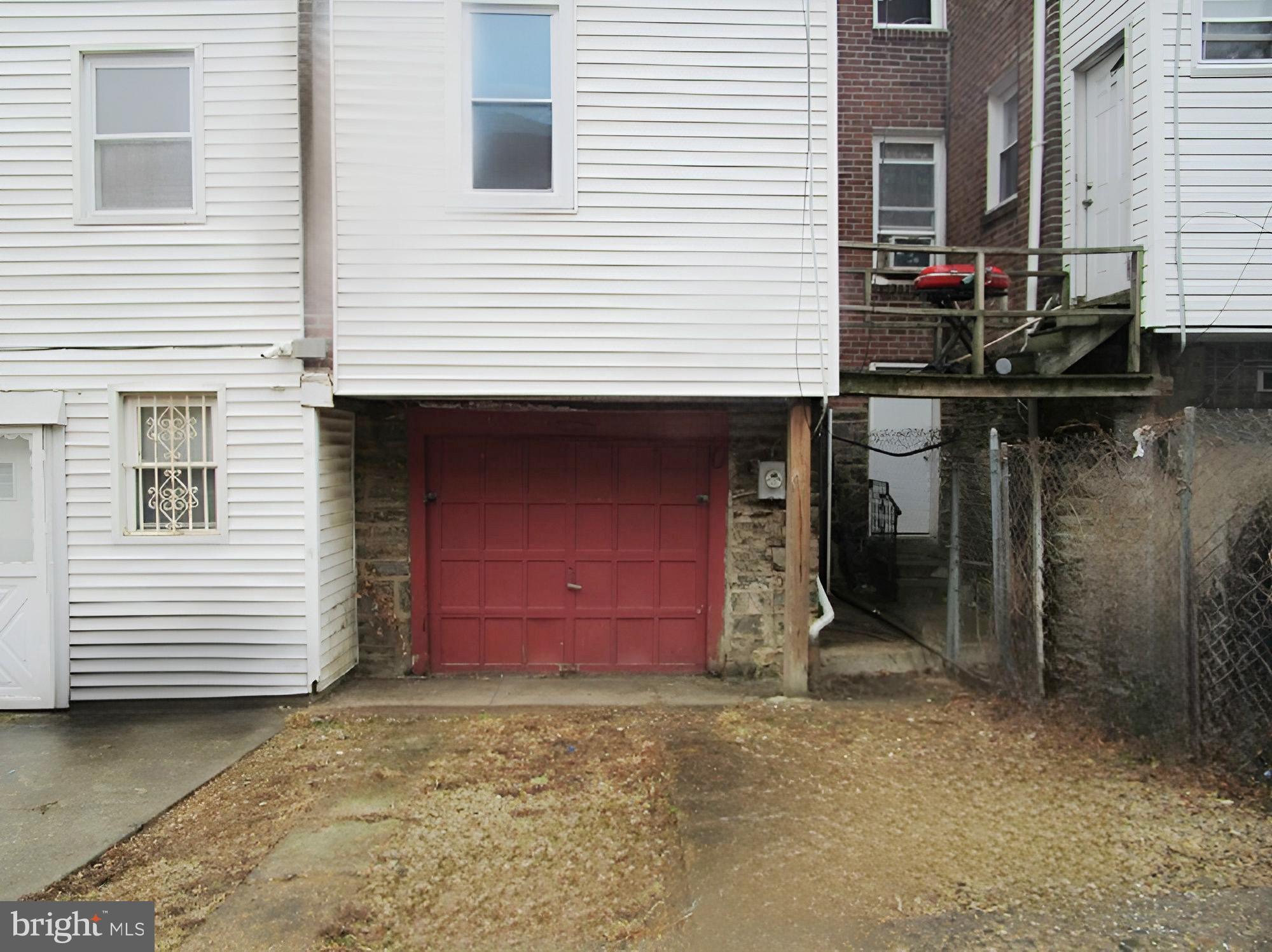 FERN ROCK - Residential