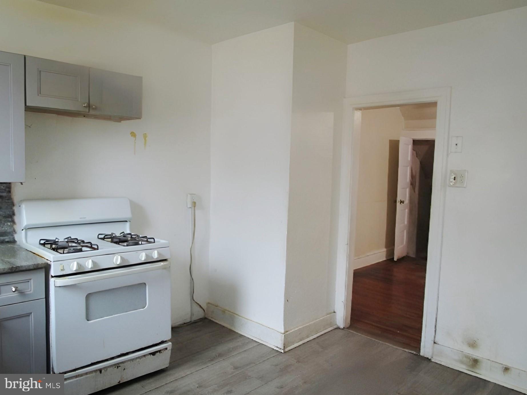 FERN ROCK - Residential