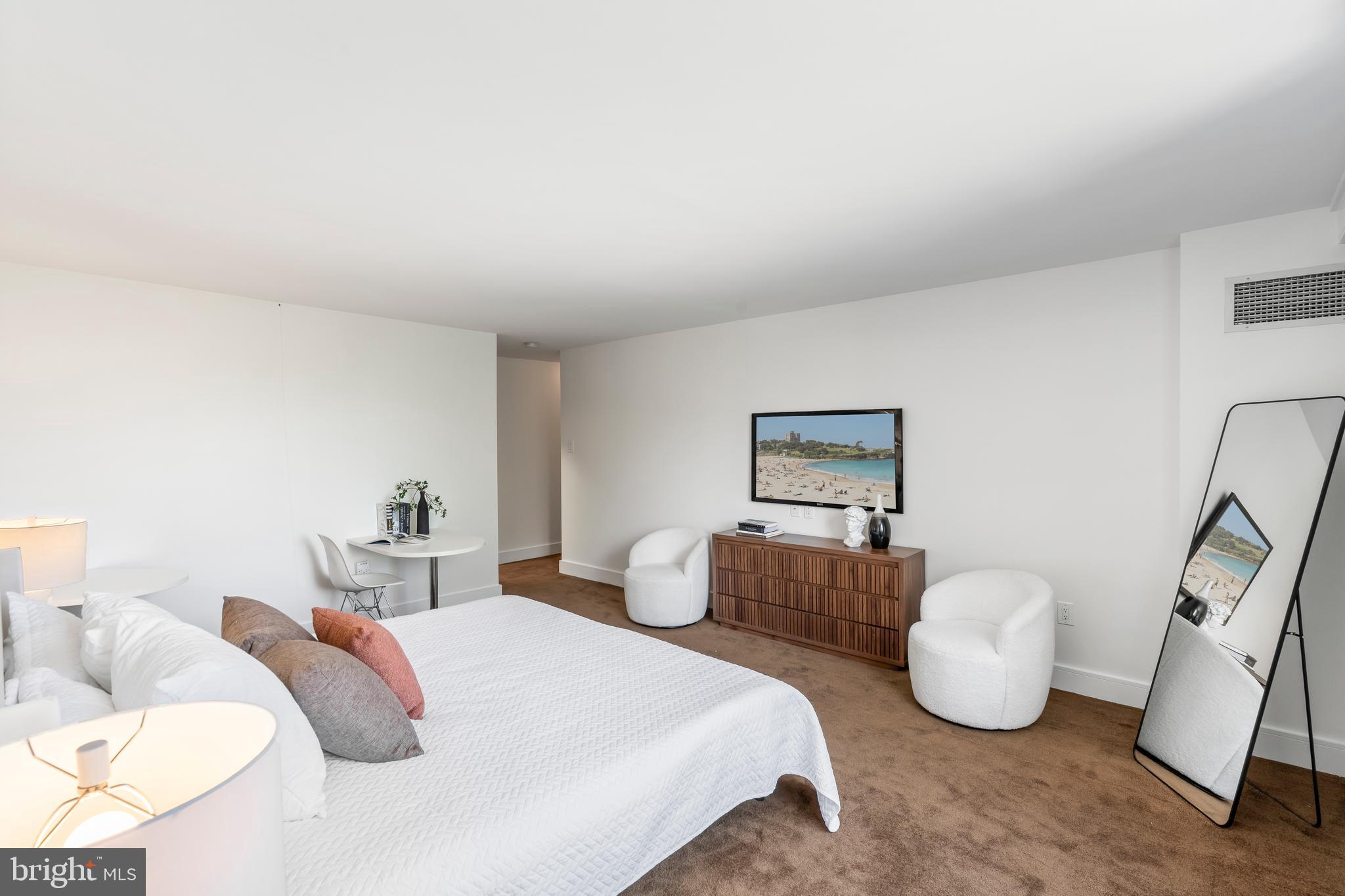 BRIAR HOUSE - Residential