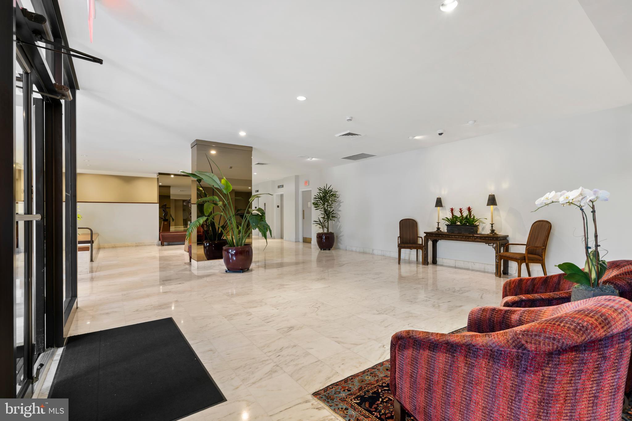 BRIAR HOUSE - Residential