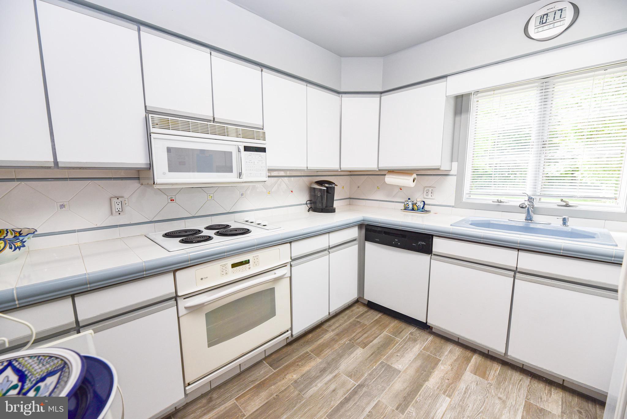 BETHANY PROPER TOWNHOMES - Residential