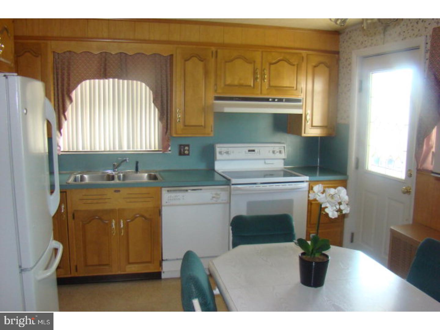NEW MINERSVILLE - Residential