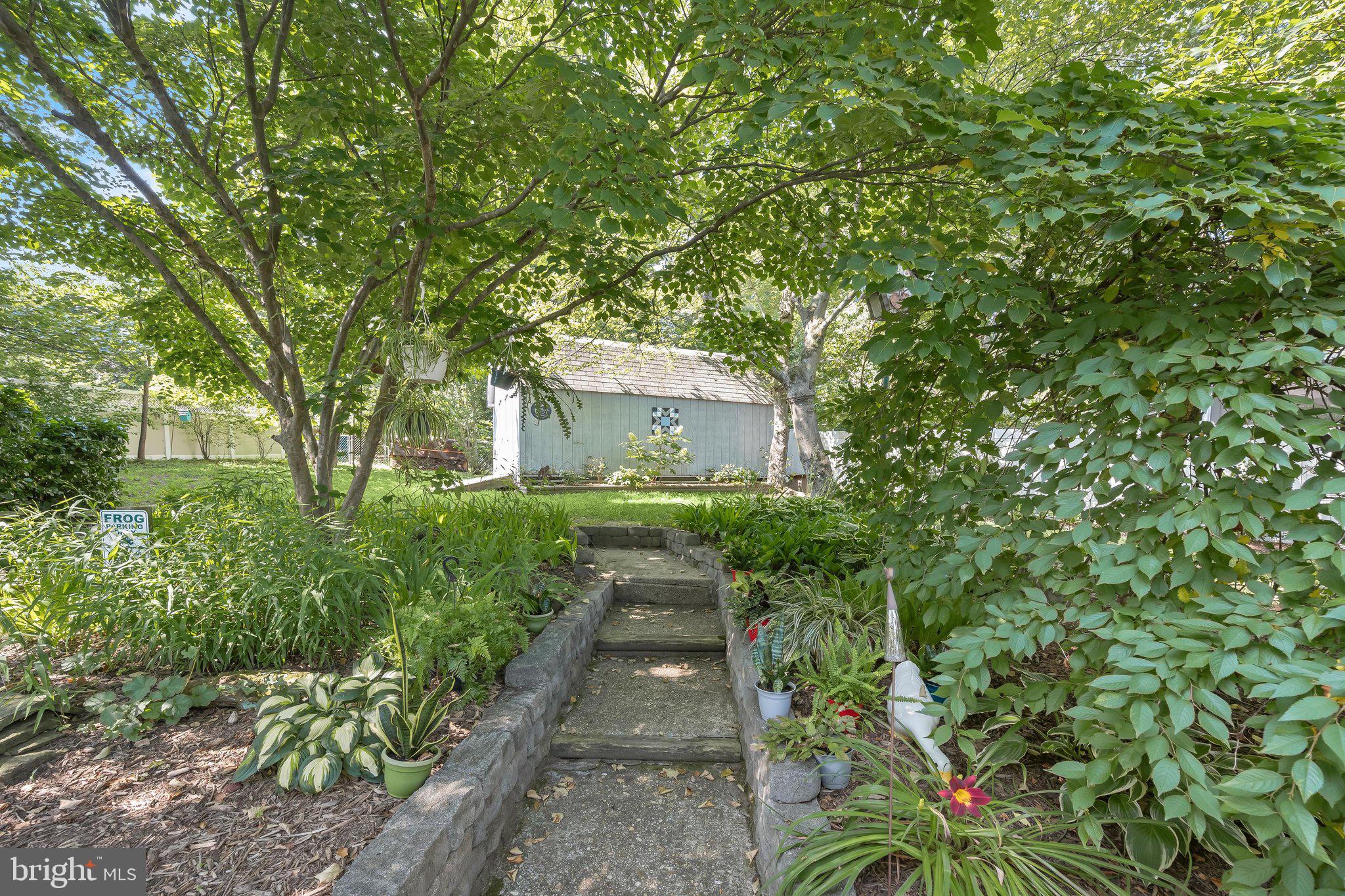 ARUNDEL BEACH - Residential