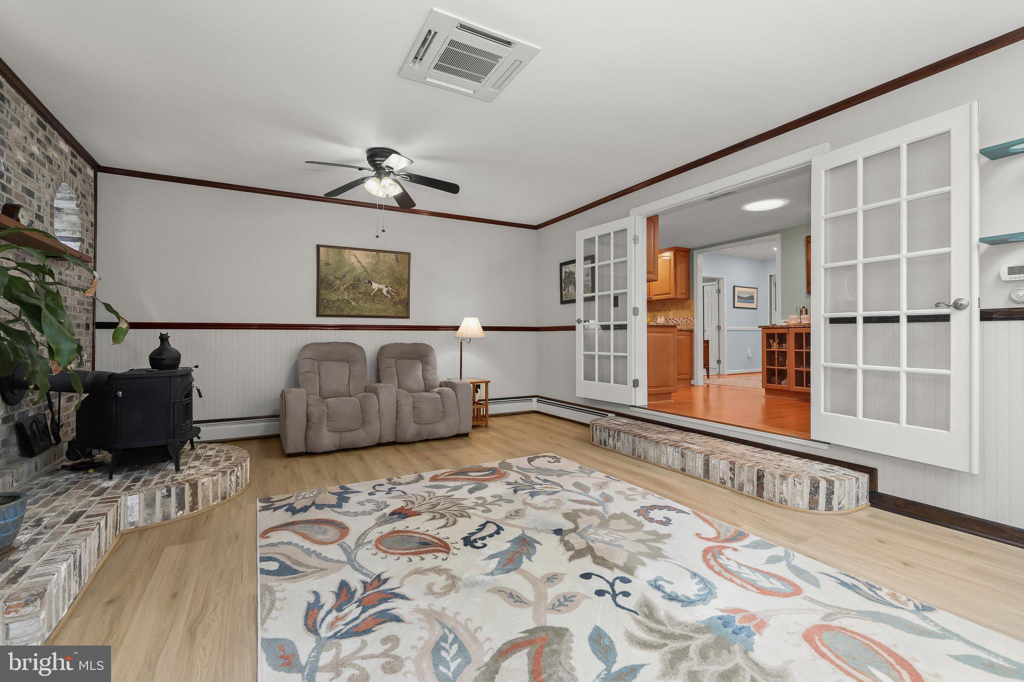 ARUNDEL BEACH - Residential