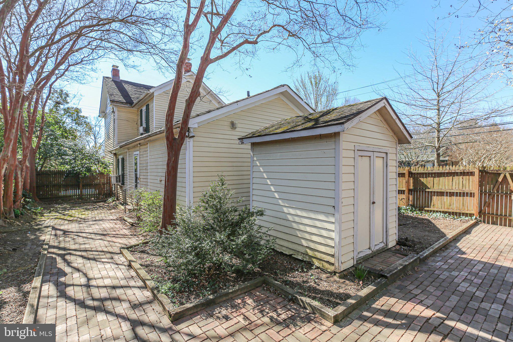 DOWNTOWN FREDERICKSBURG - Residential