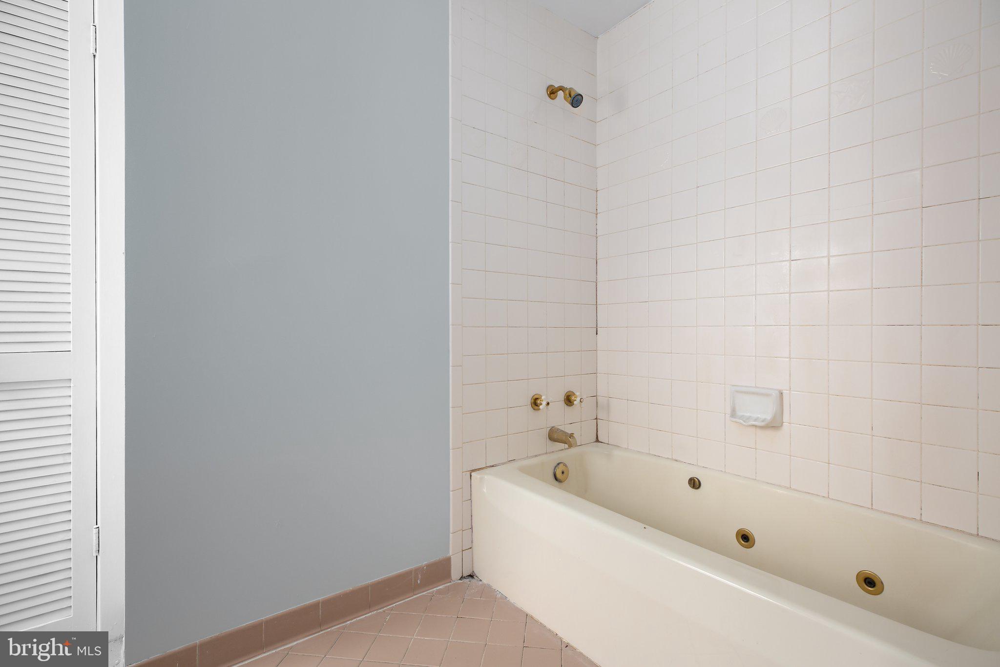 DOWNTOWN FREDERICKSBURG - Residential
