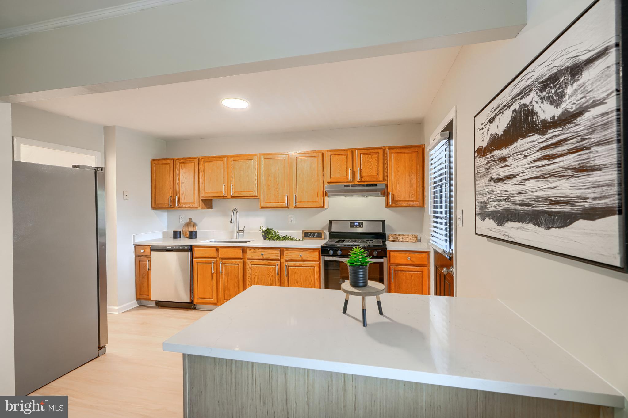 HOLLAND HILL - Residential