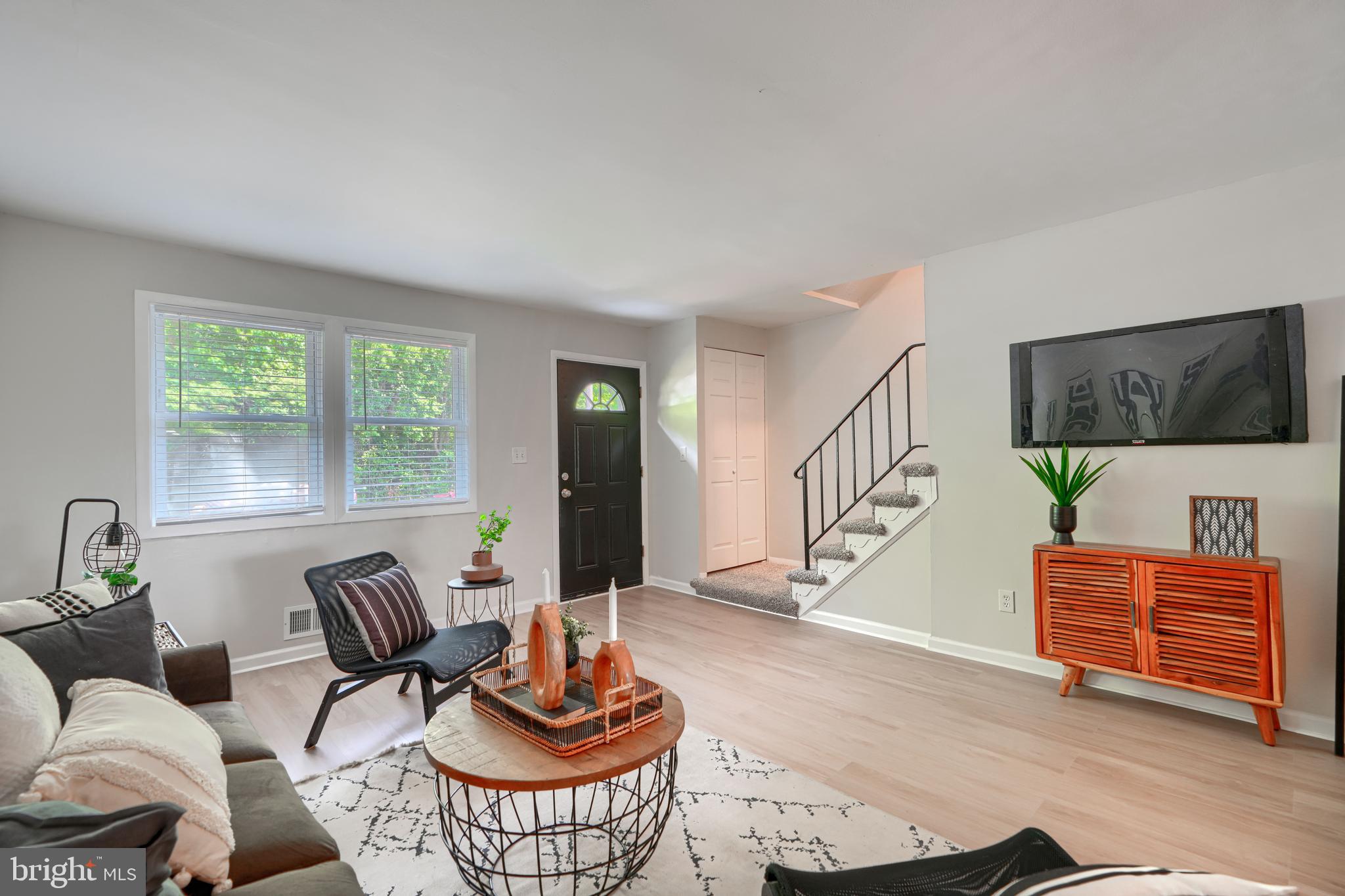 HOLLAND HILL - Residential