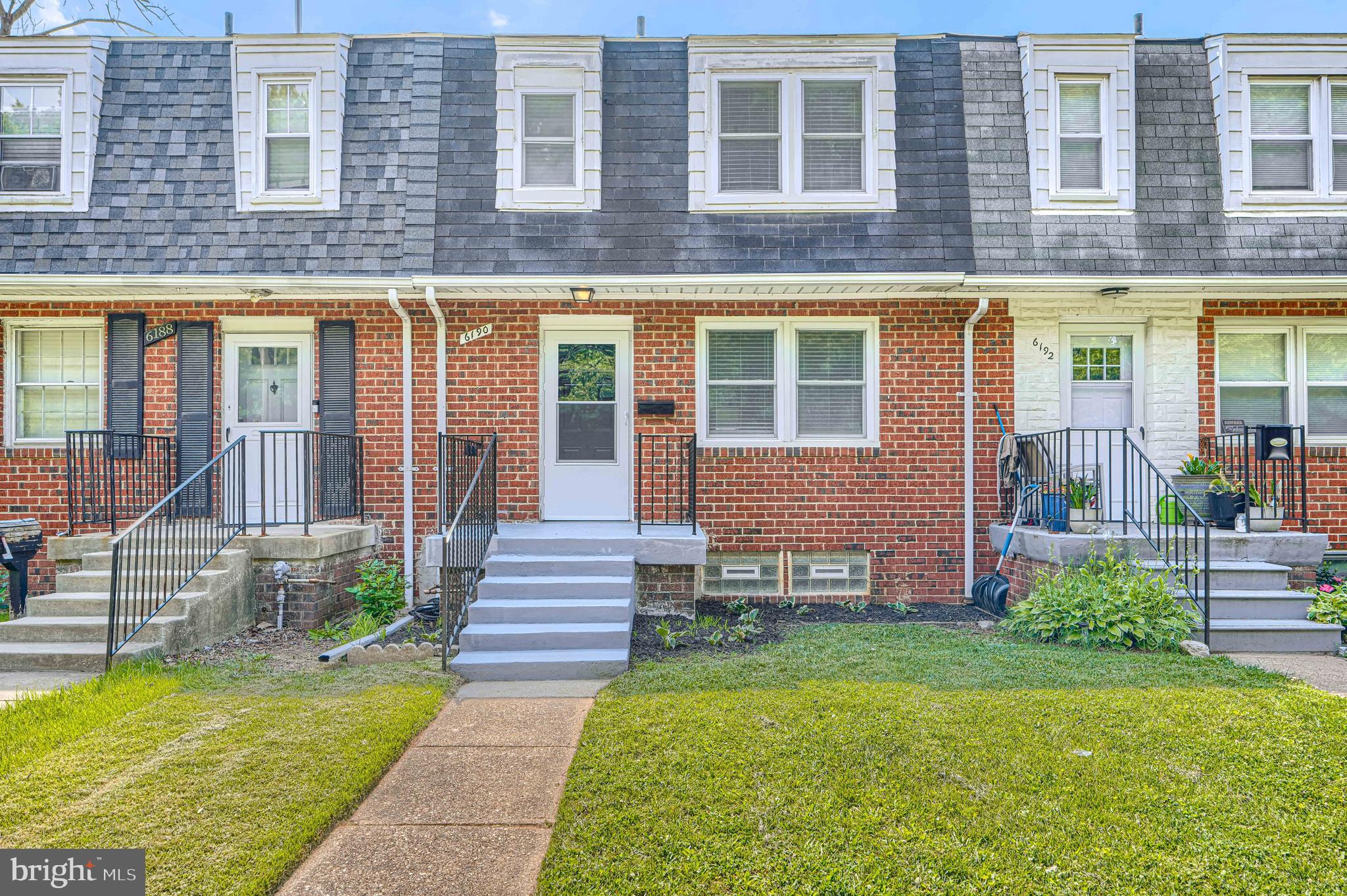 HOLLAND HILL - Residential