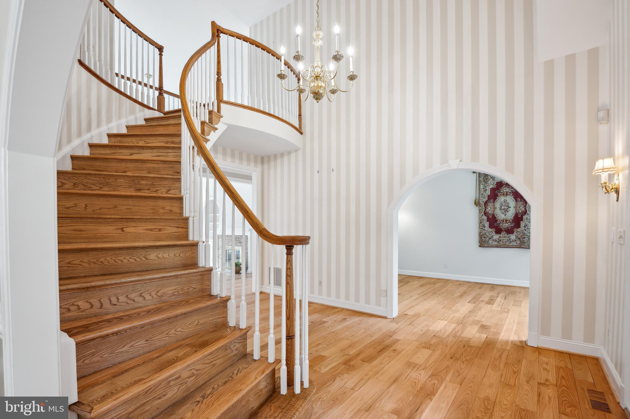 TRIADELPHIA WOODS - Residential