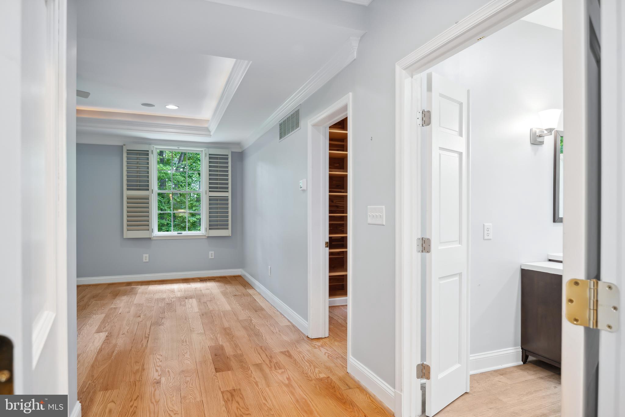 TRIADELPHIA WOODS - Residential
