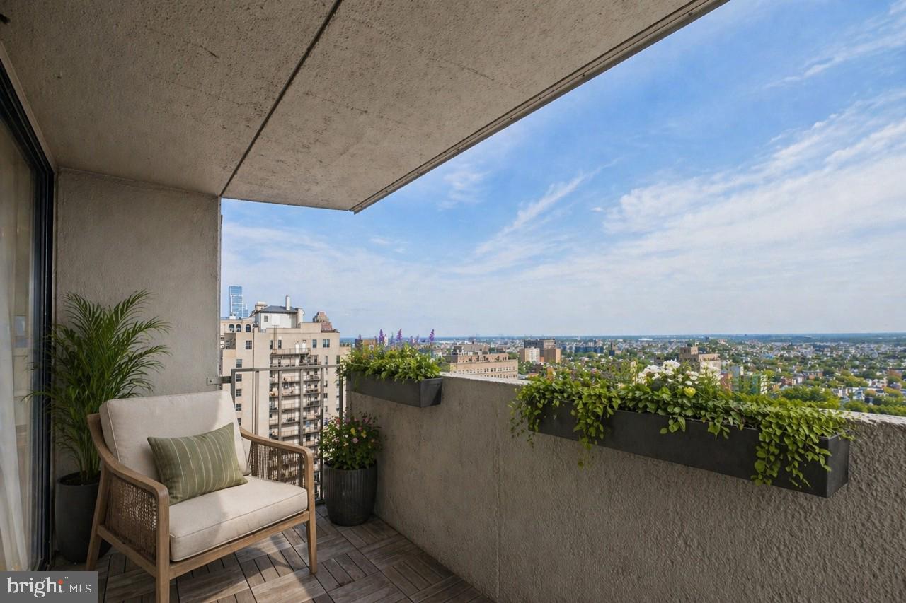 RITTENHOUSE SQUARE - Residential