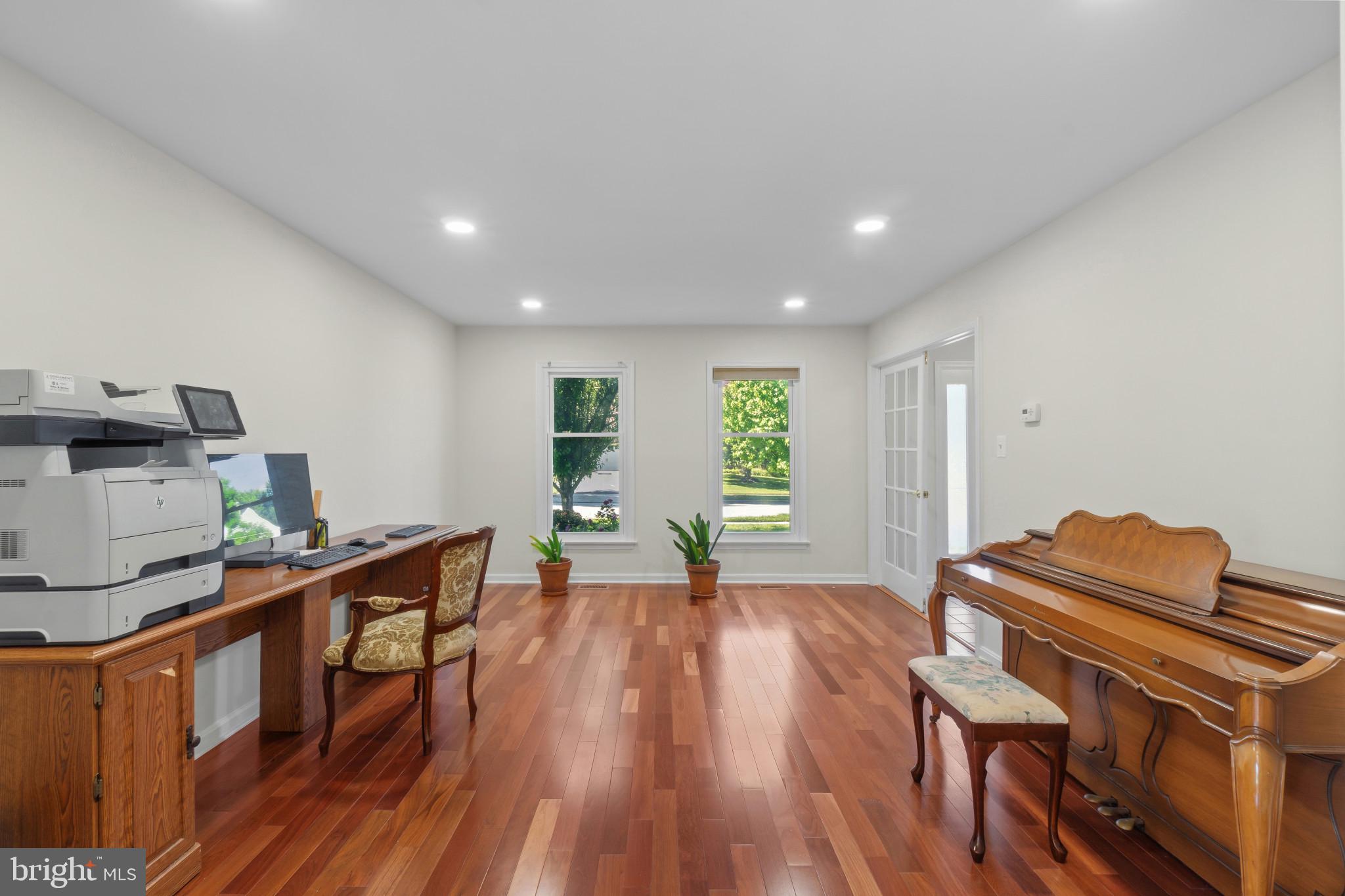 THE FAIRWAYS - Residential