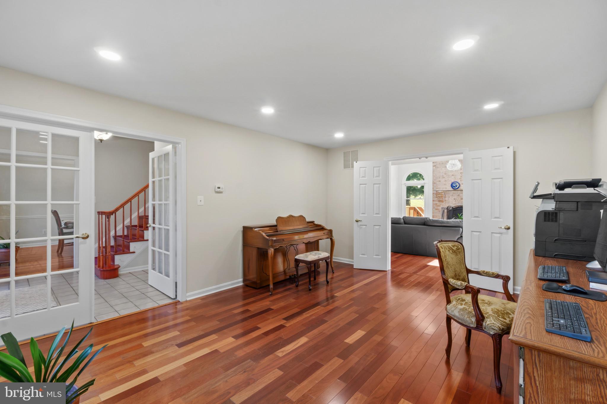 THE FAIRWAYS - Residential
