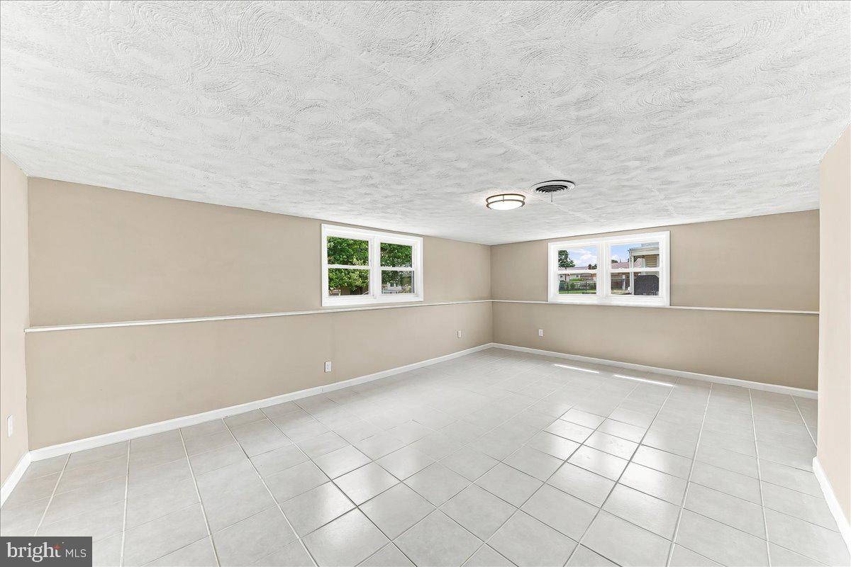 VALLEY VIEW - Residential