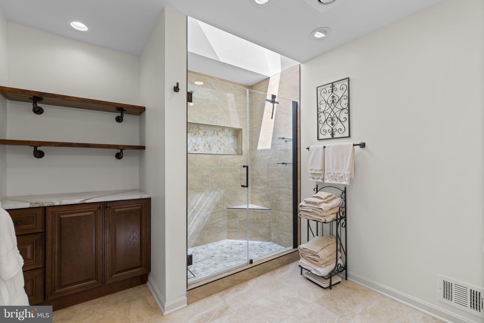 SHIPLEYS CHOICE - Residential