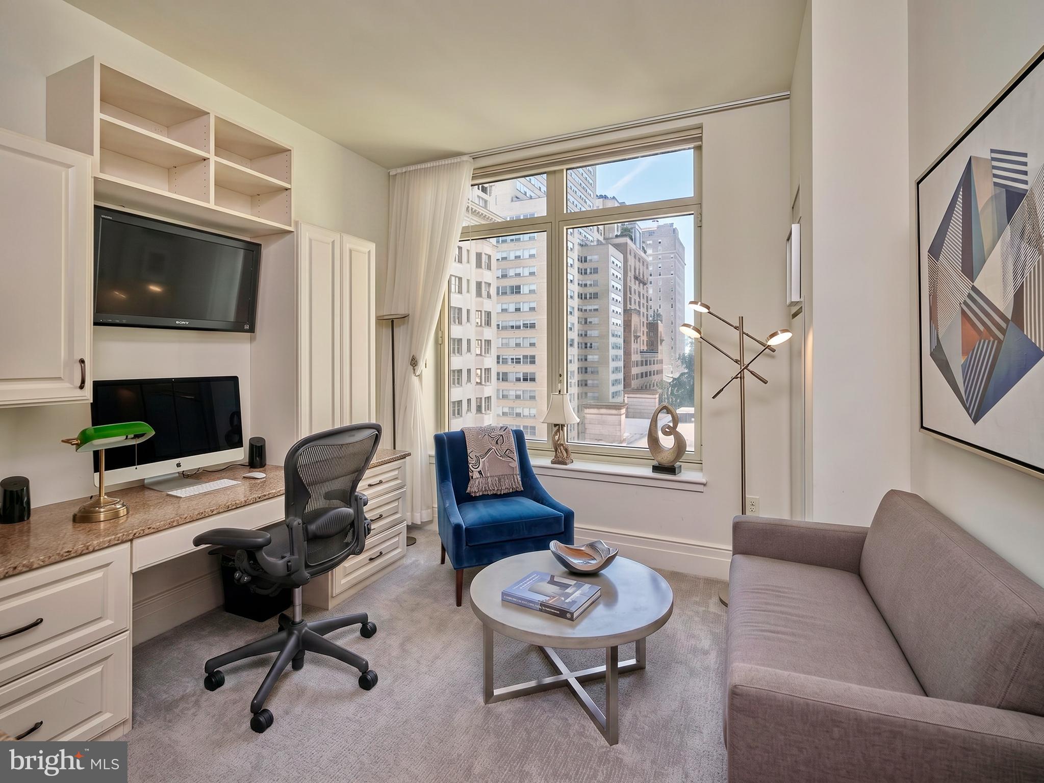 RITTENHOUSE SQUARE - Residential